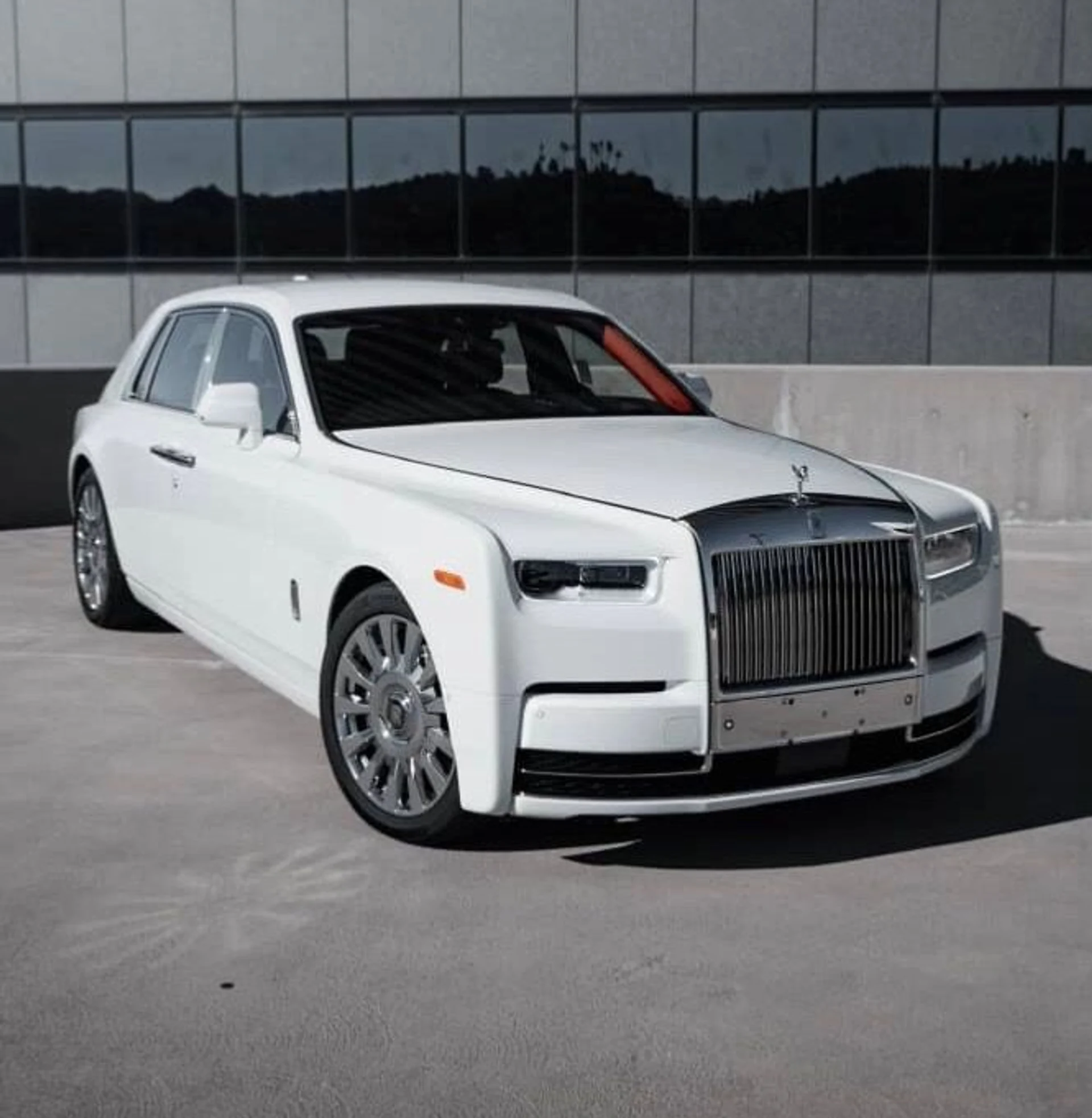 mph001_1733079993_Used_2020_Rolls_Royce_Phantom_1752874965_7415d87fcc