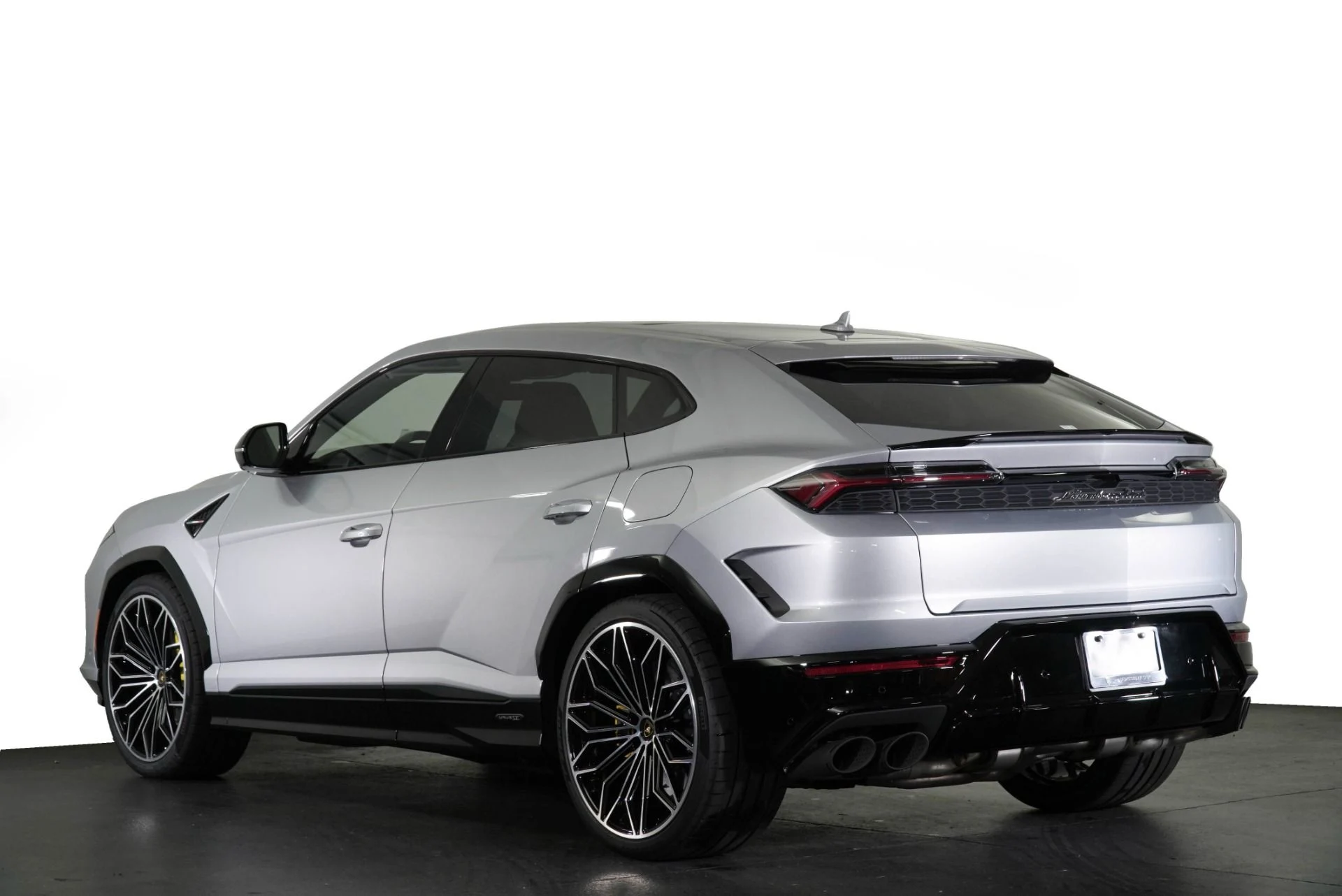 mph001_1743464922_New_2025_Lamborghini_Urus_SE_1776533291_16779f8d43