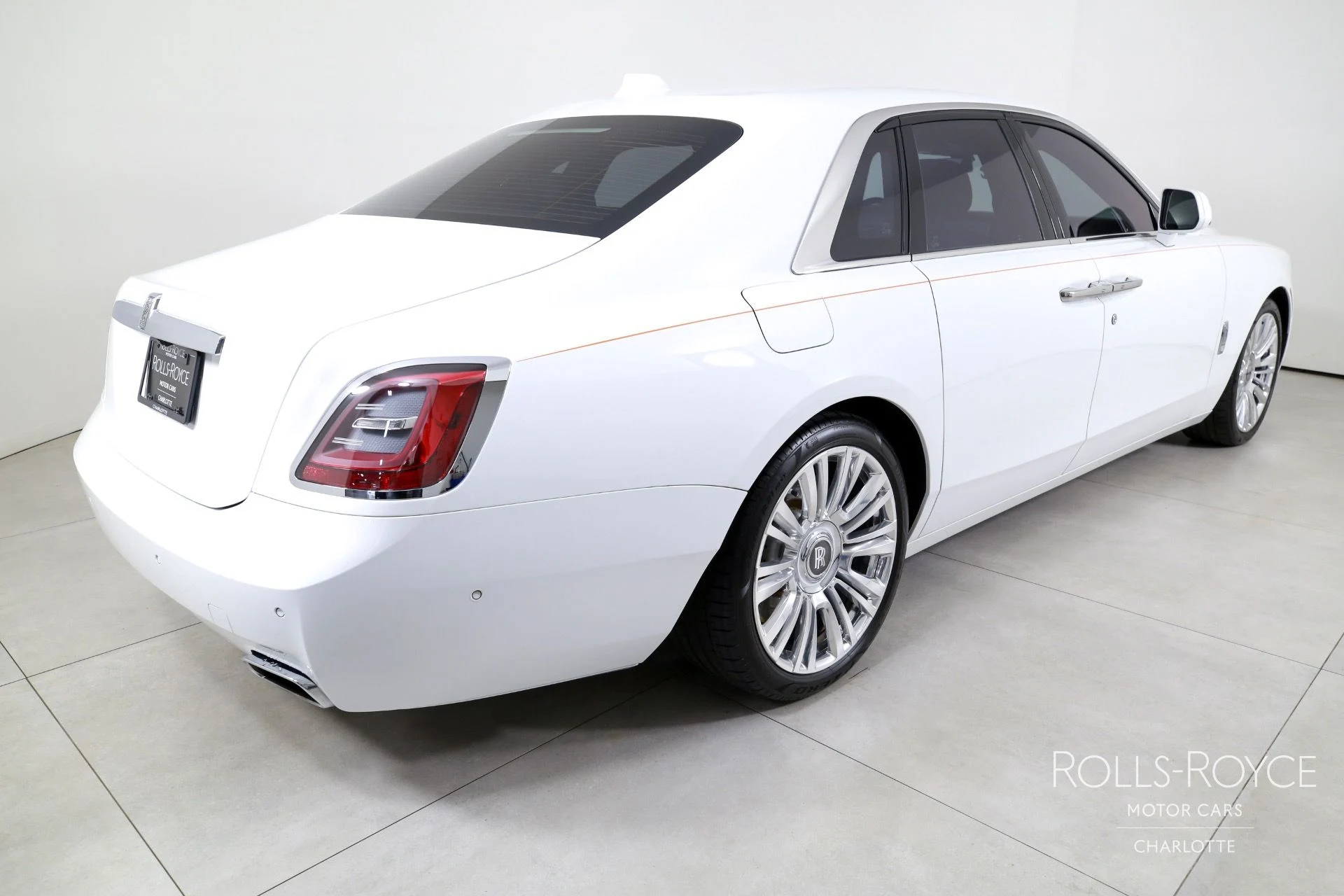mph001_1753885753_Used_2022_Rolls_Royce_Ghost_1755181543_49b276307d
