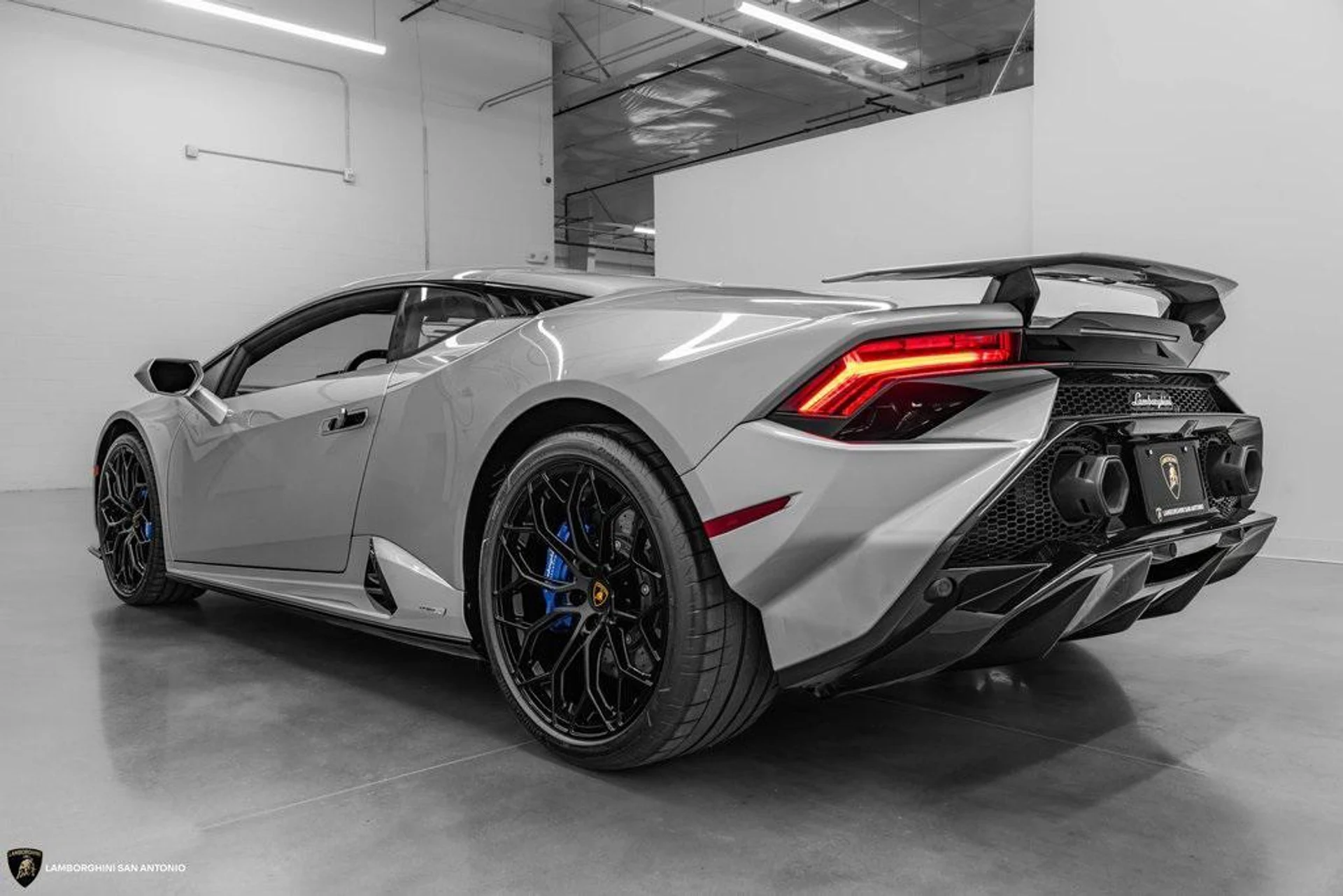 mph001_1759138571_W_Wmno_D_Rqc_Ksx4_I5x_I7_I8_Bo_Yqc_M_d06f629adc