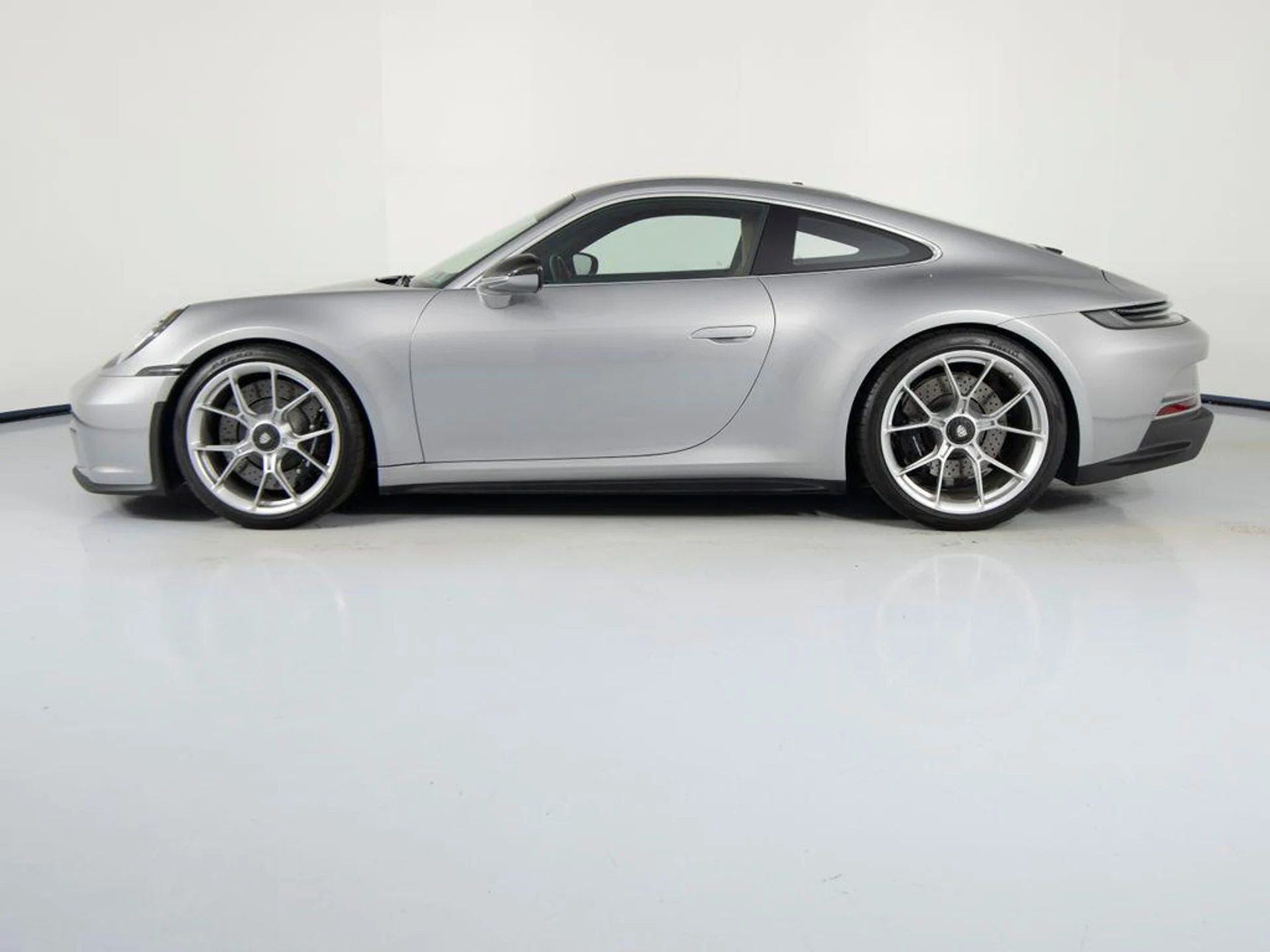 mph001_1759536262_1_L4_Q_Ggt_Hk_Mevh_Ltppf_D_Sk_p_NAL_4_5d1a0e7795