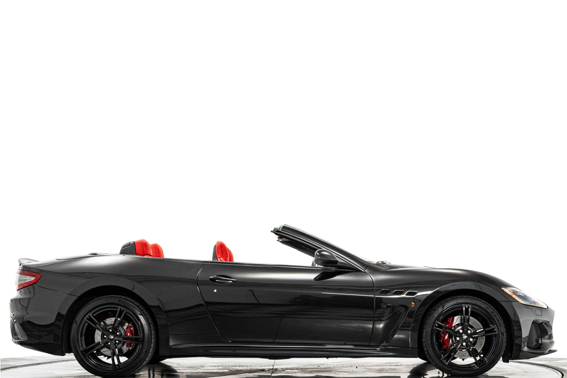 mph001_1762614960_Used_2019_Maserati_Gran_Turismo_Convertible_MC_1775598943_6f2b14624b