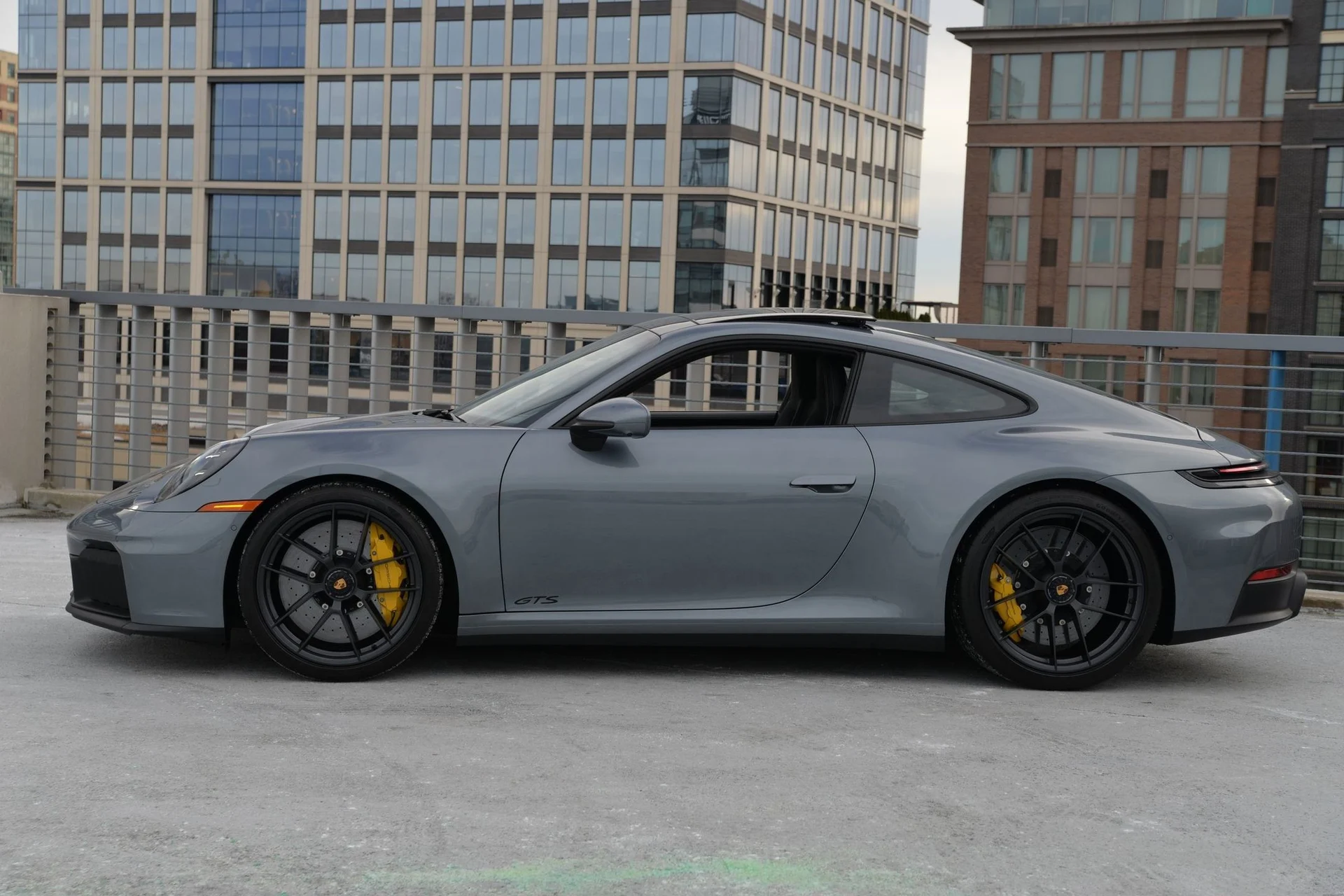 mph001_1764106501_1b9ed9a44b66fcd64b2814856ef1f672x_d1ce601c58