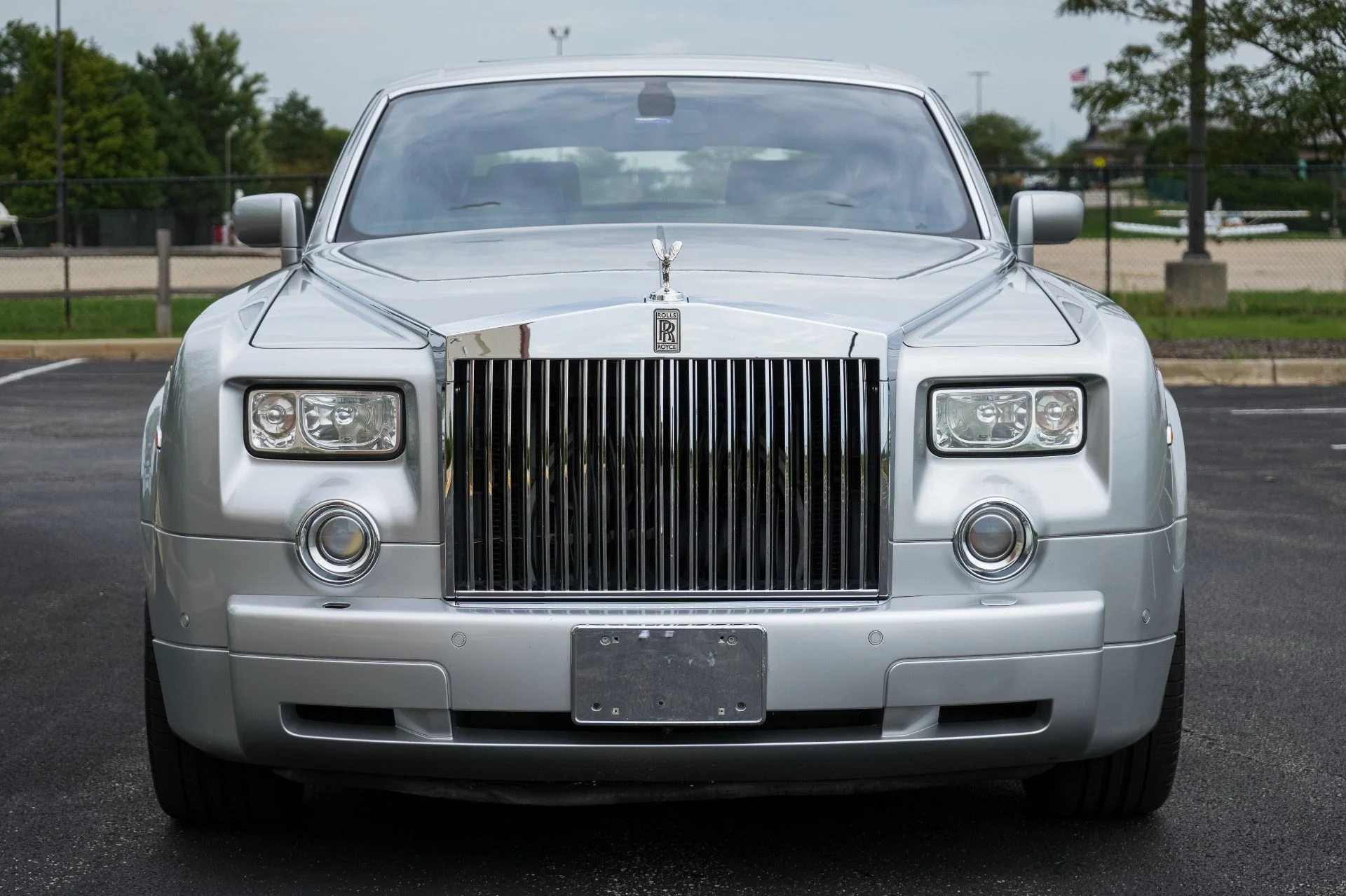 mph001_1765635893_Used_2005_Rolls_Royce_Phantom_1787087590_5c563a14ab