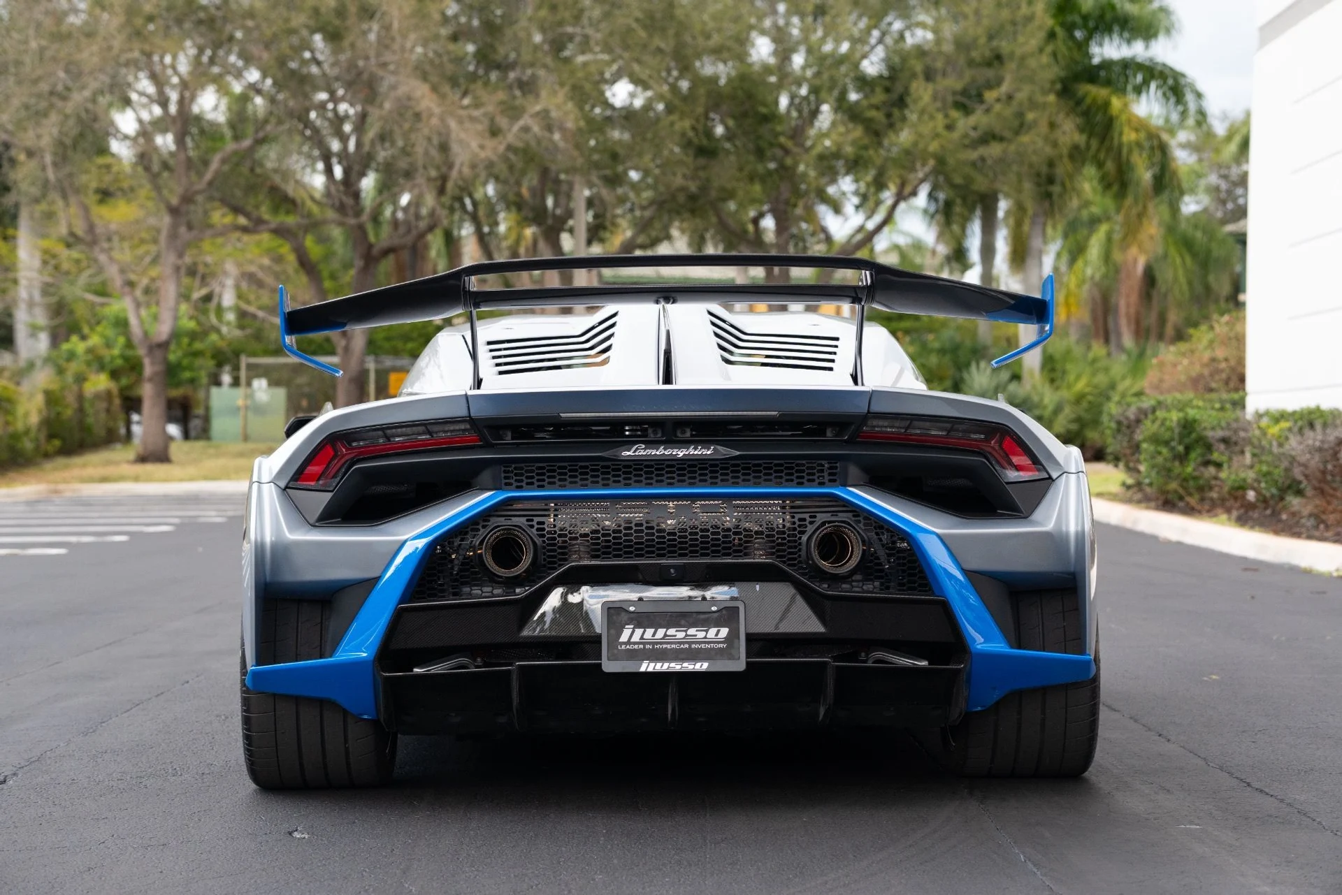 mph001_1770427268_Used_2023_Lamborghini_Huracan_STO_1770160431_8b4f496163