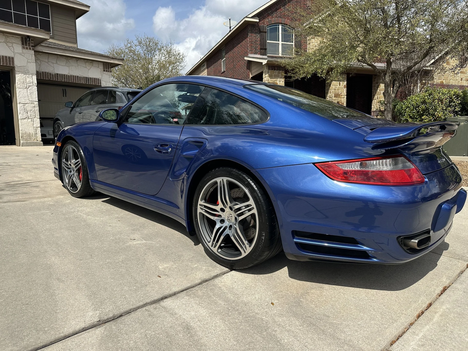 mph001_177319122_25929adf7b4e74cd88f0293a7686ecb8x_ea2ed27a53