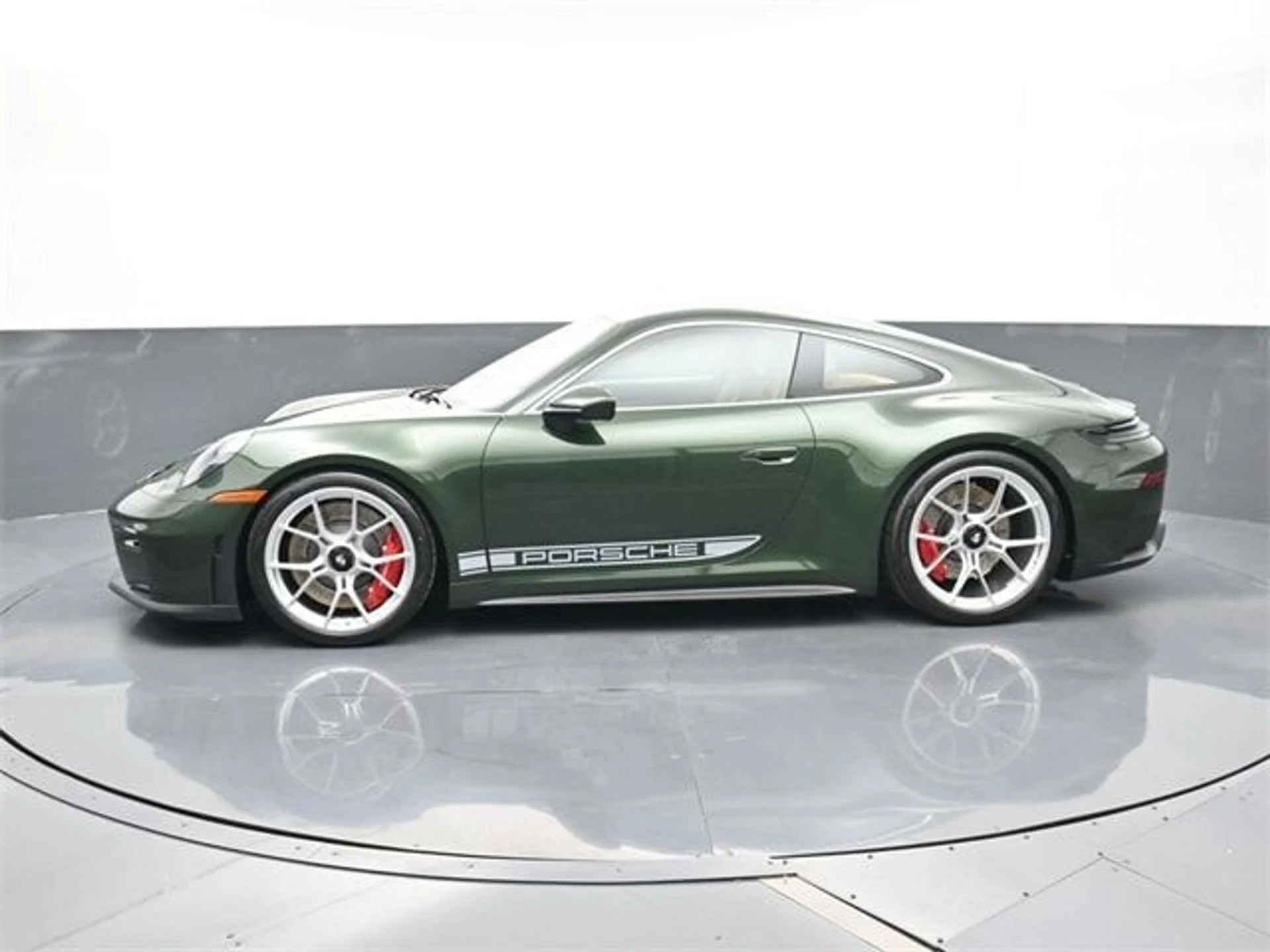 mph001_177959638_cfc36b69906746e4193ccb26b384ff79x_d8ff9aafa1