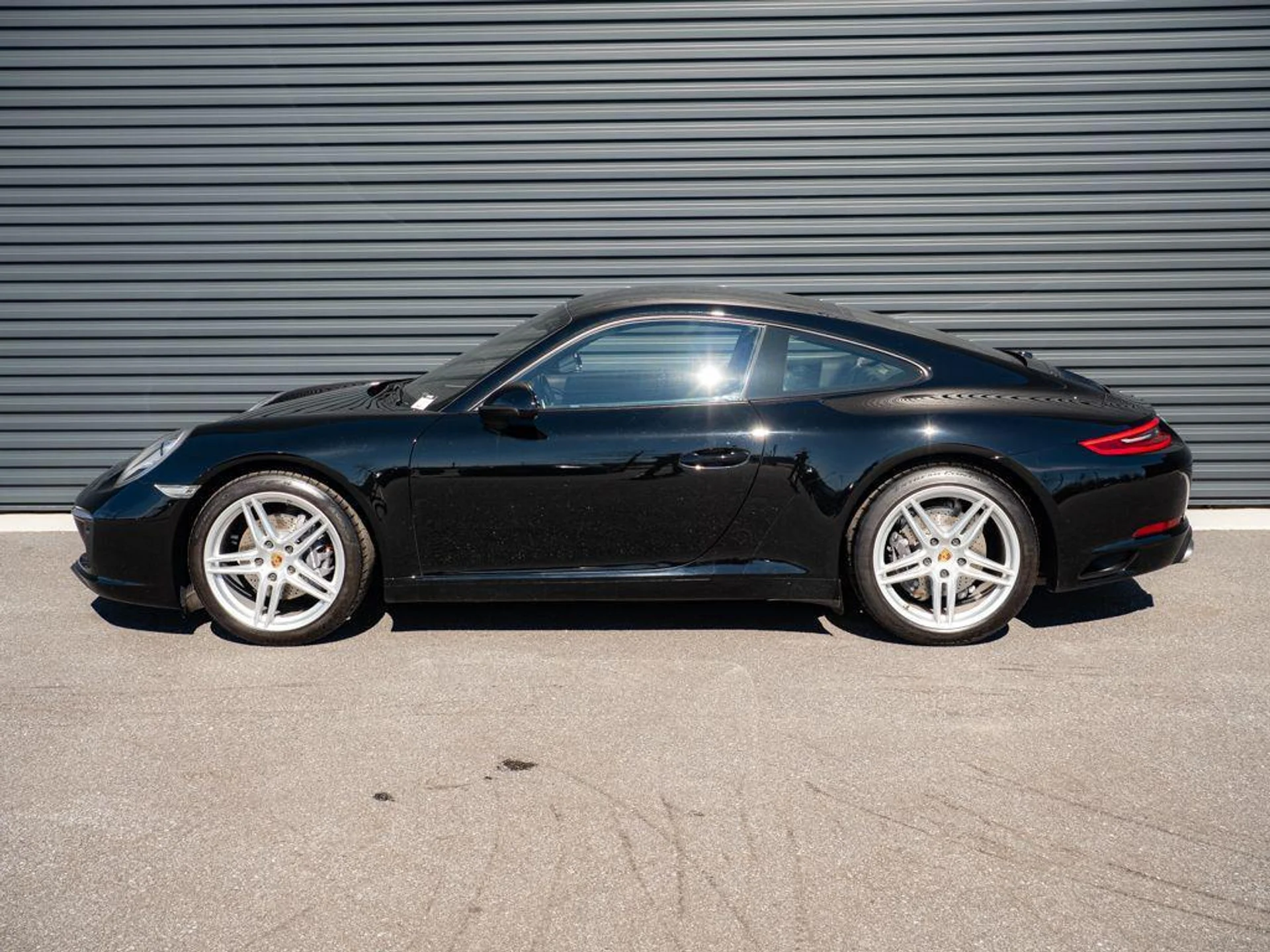 mph001_178853341_k_OI_Rq_4_M_Rhmw_ZC_1_Ub_CZ_8fn_Crn8_45e4030e9a