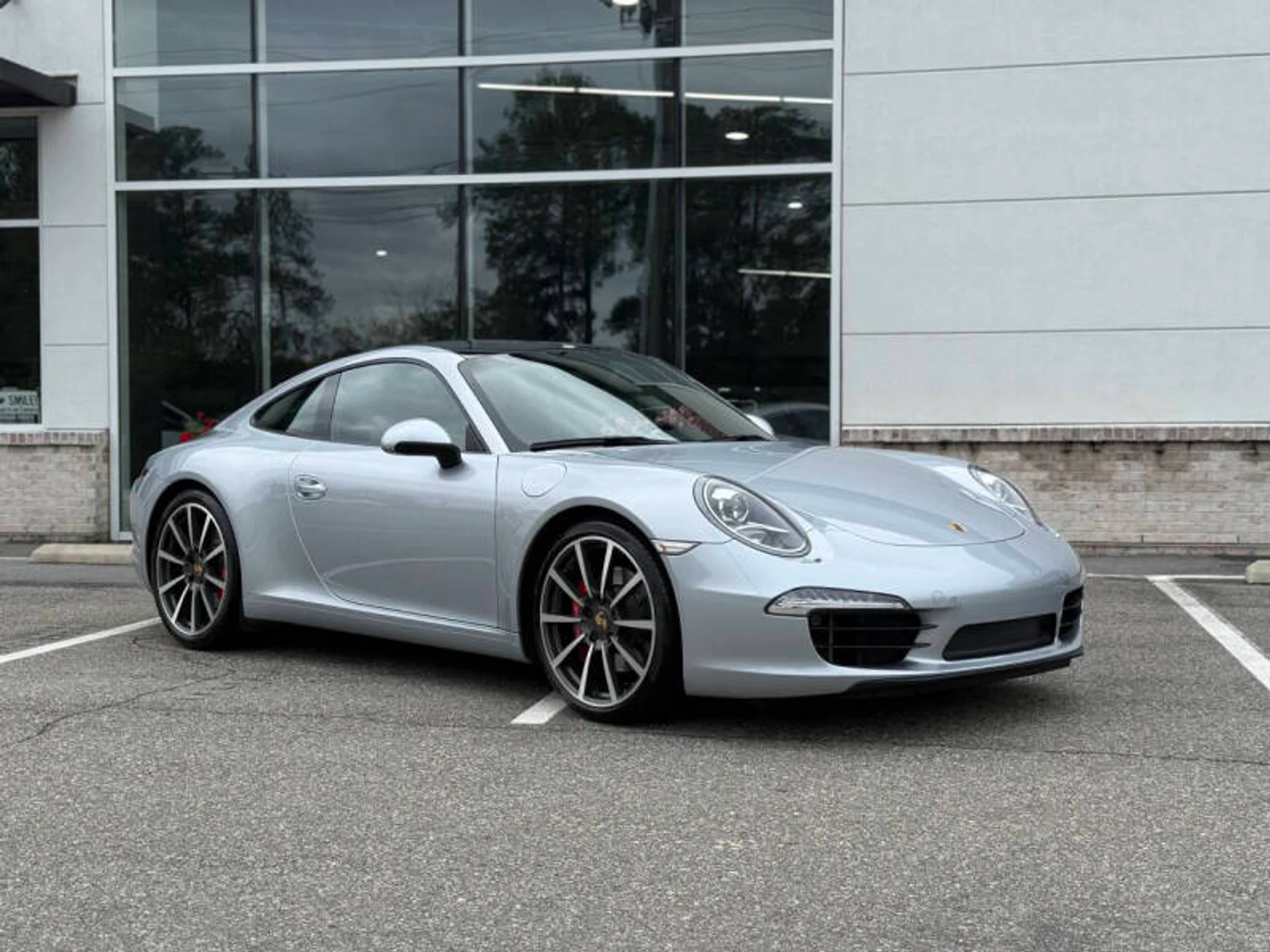 mph001_1794968833_2014_porsche_911_carrera_s_2dr_coupe_56ebc2447e