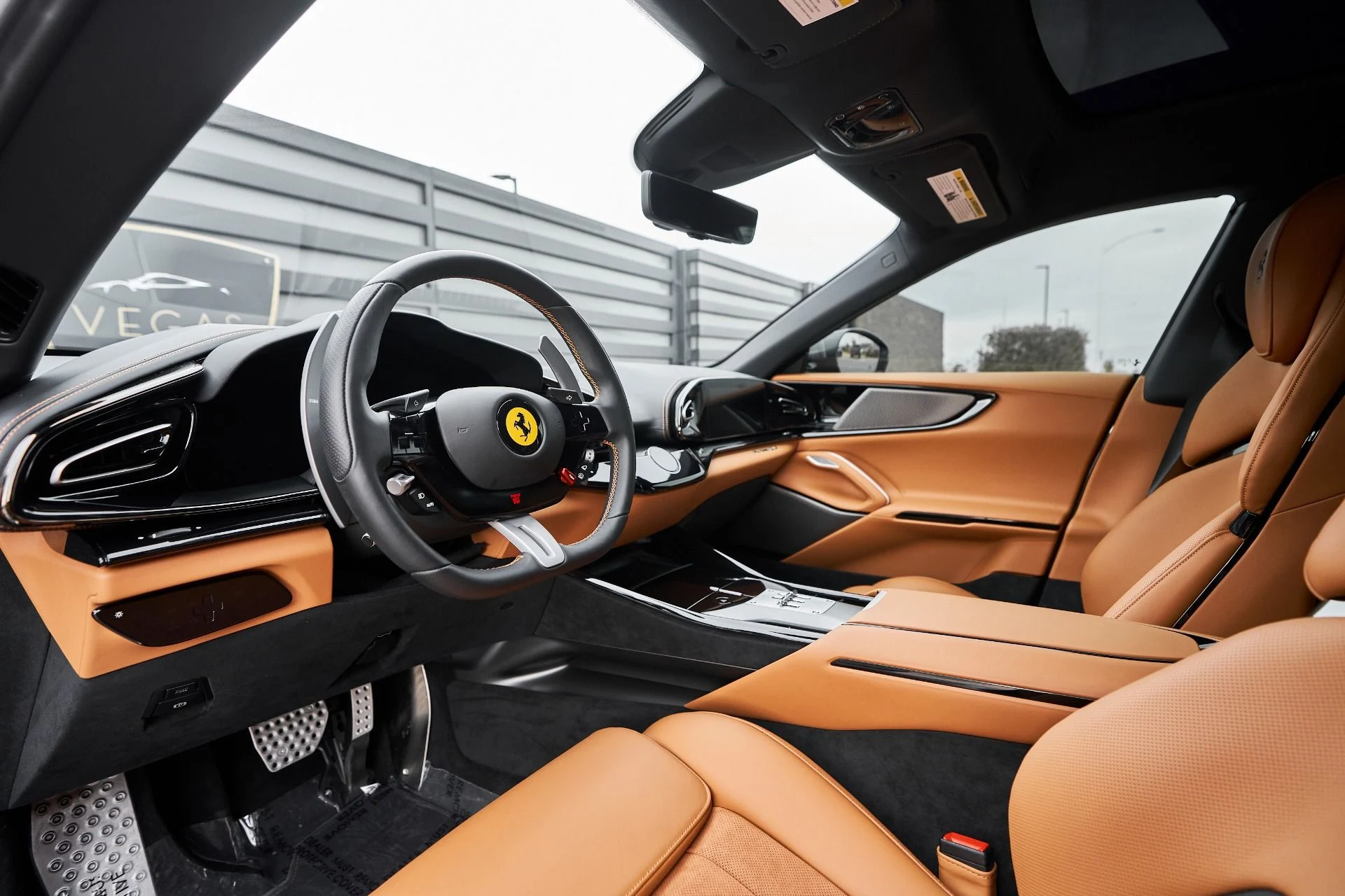 mph001_1796675715_Used_2025_Ferrari_Purosangue_1762993306_214700d6f9