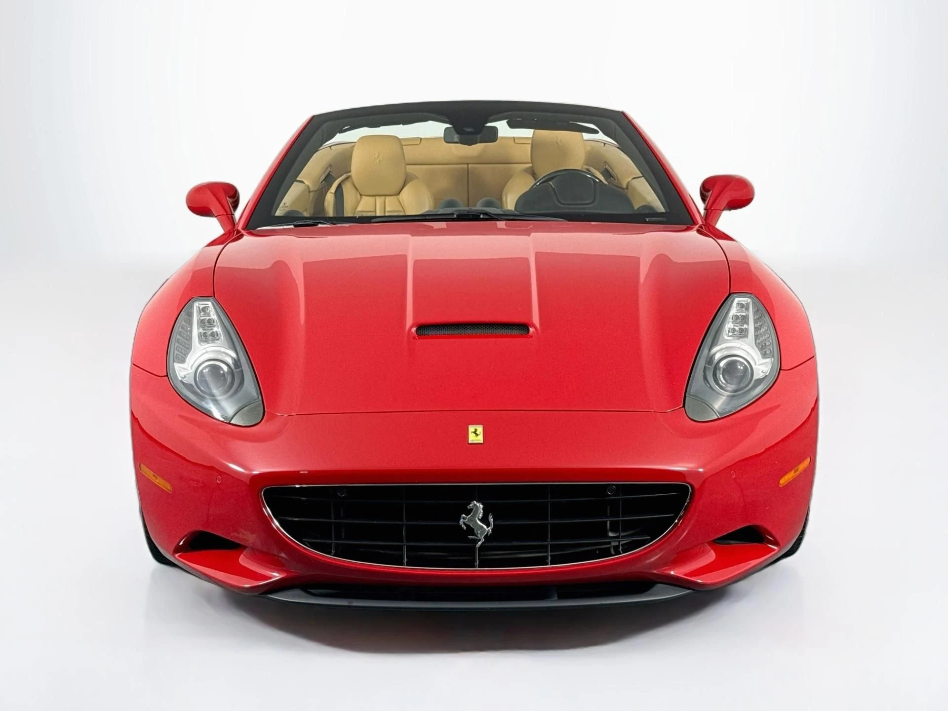 mph001_1809661925_Used_2010_Ferrari_California_1790360461_5abda3dee4