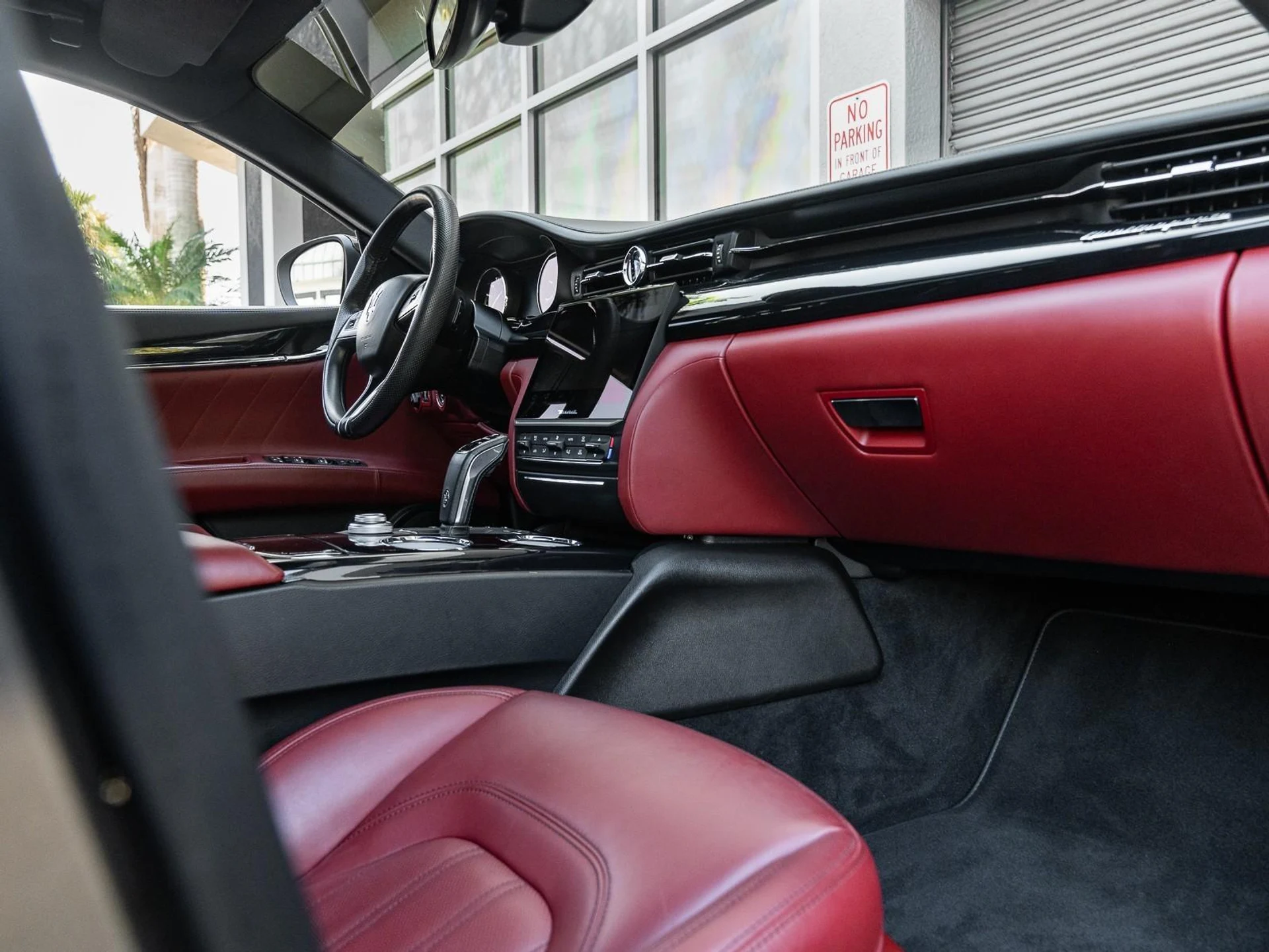 mph001_1809980497_Used_2022_Maserati_Quattroporte_GT_1765231514_e9f553d8f2