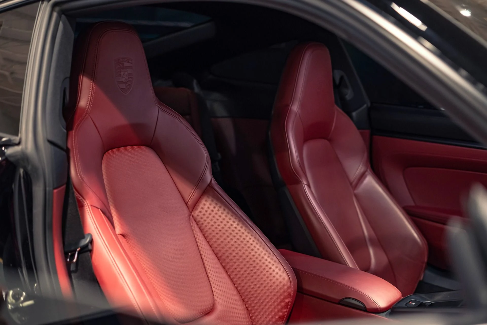 mph001_1823381726_Used_2022_Porsche_911_1776272111_cb8c4da2e2