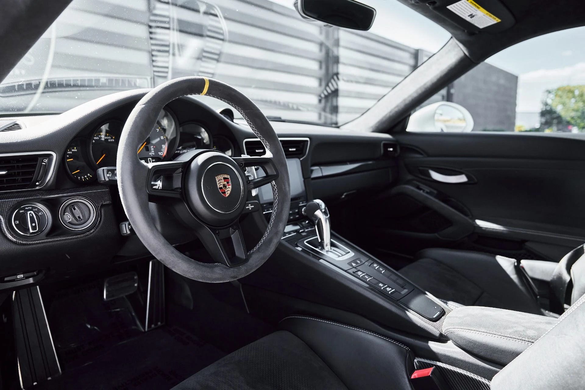 mph001_1825563302_Used_2019_Porsche_911_GT_3_RS_1780421777_715ad89dbf