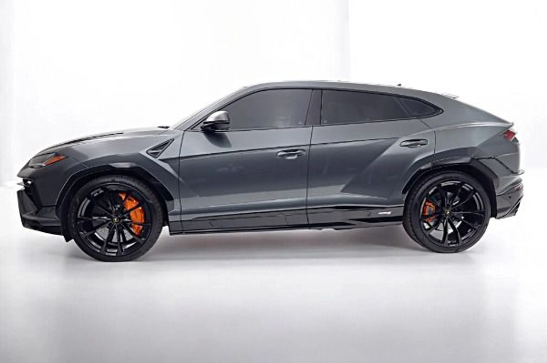 mph001_1829595972_Used_2024_Lamborghini_Urus_S_3f5a257e6a