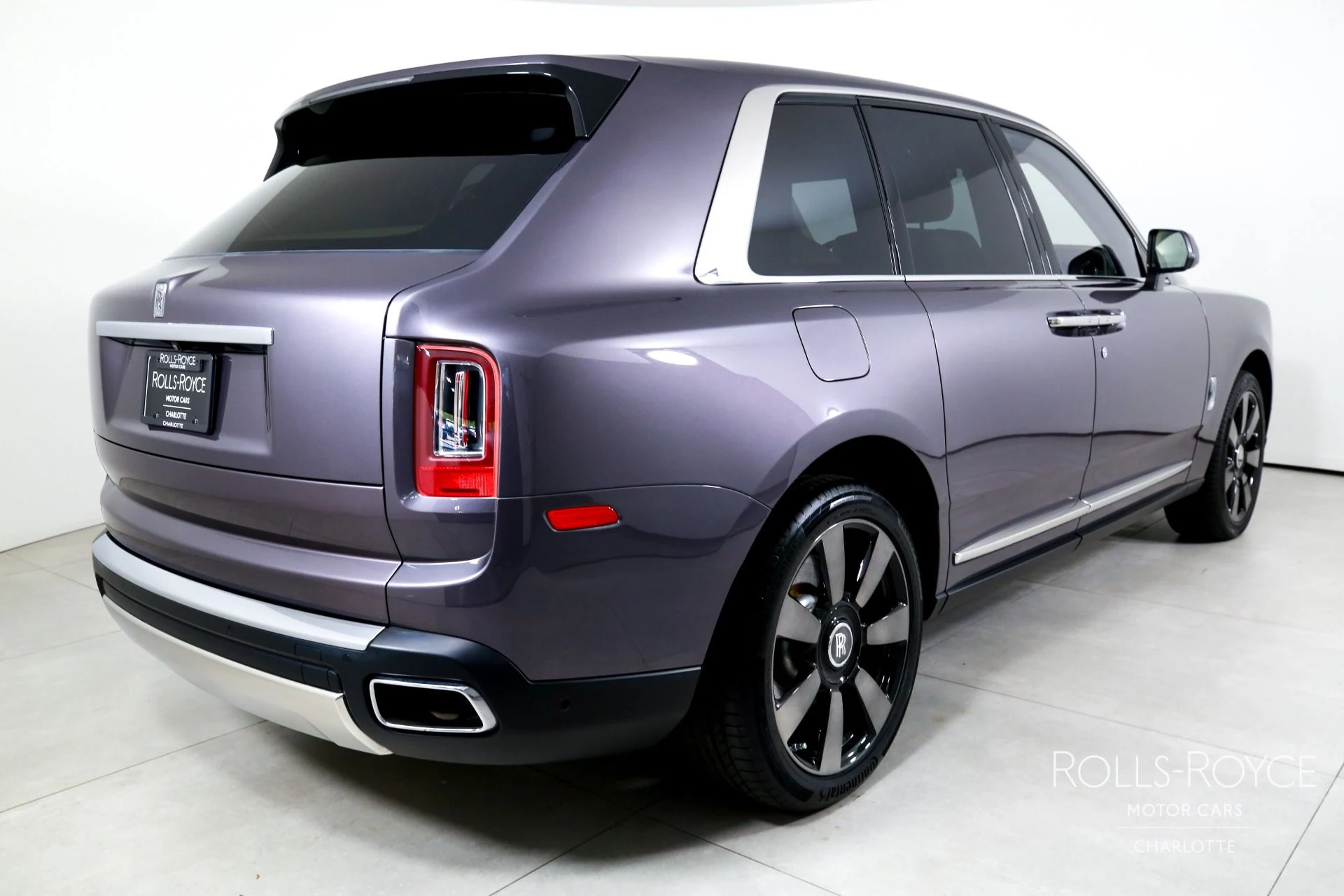 mph001_185261602_Used_2020_Rolls_Royce_Cullinan_1789145269_4cbc42c648