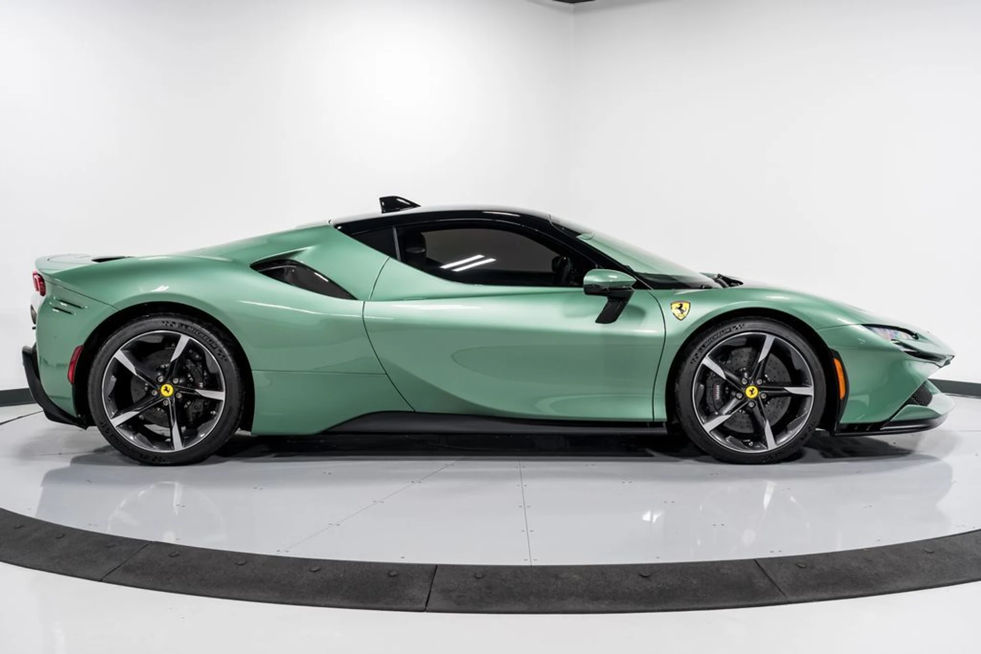 mph001_1852755892_bc2ccf426157356c231a76e55466d2fcx_c066f80224