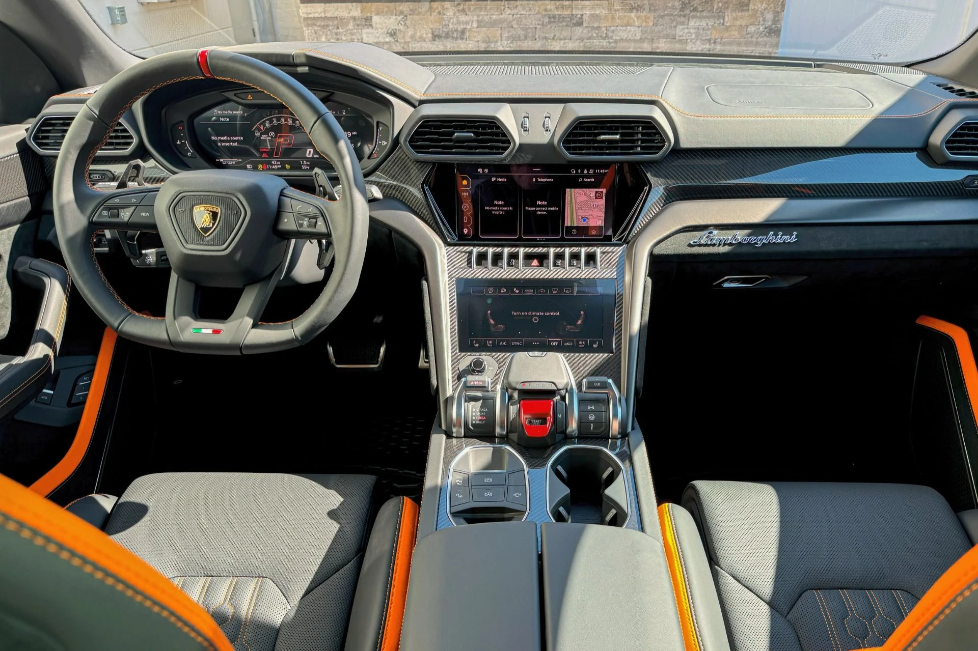 mph001_1858923256_Used_2024_Lamborghini_Urus_Performante_1741676179_4c392593b1