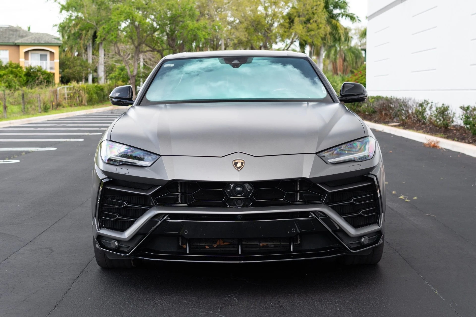 mph001_1859811306_Used_2022_Lamborghini_Urus_1773951394_0f6a48df0f