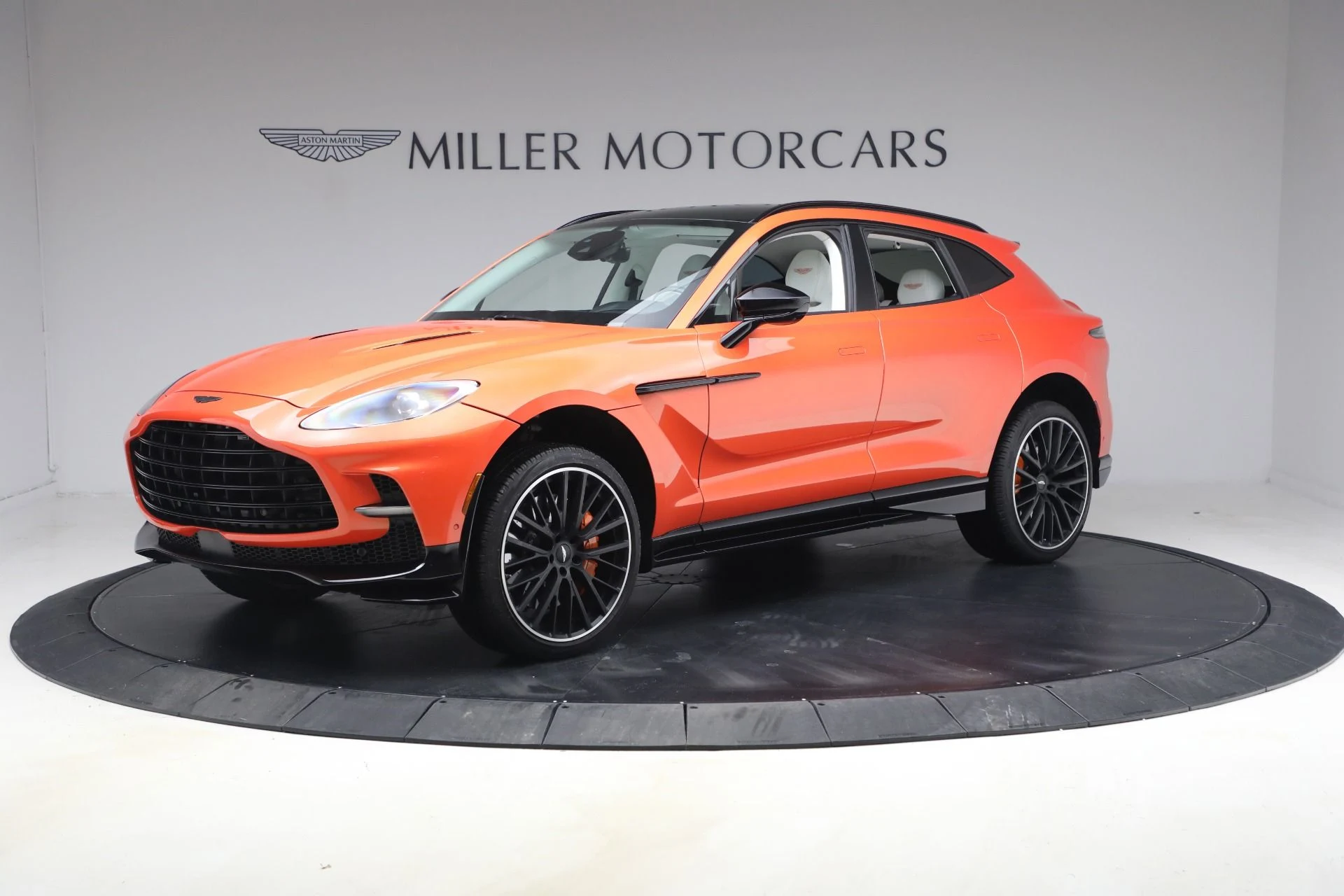 mph001_1864971446_Used_2024_Aston_Martin_DBX_707_1772122329_ed8d7ee8b9