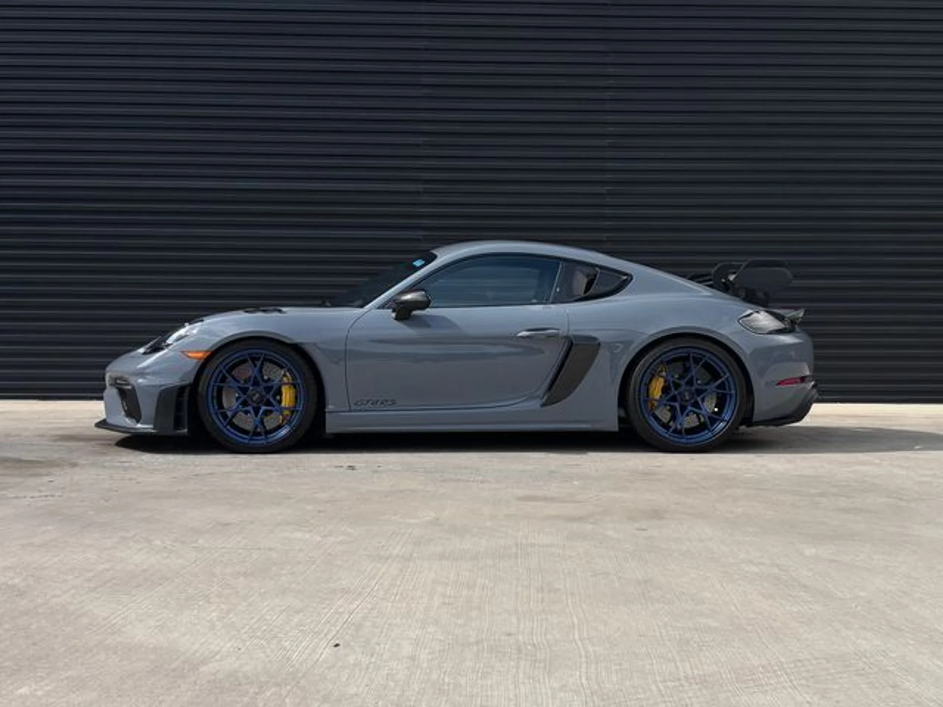 mph001_1866229536_6869d219b23190a37c709d8b15803f0bx_fa31f592d0