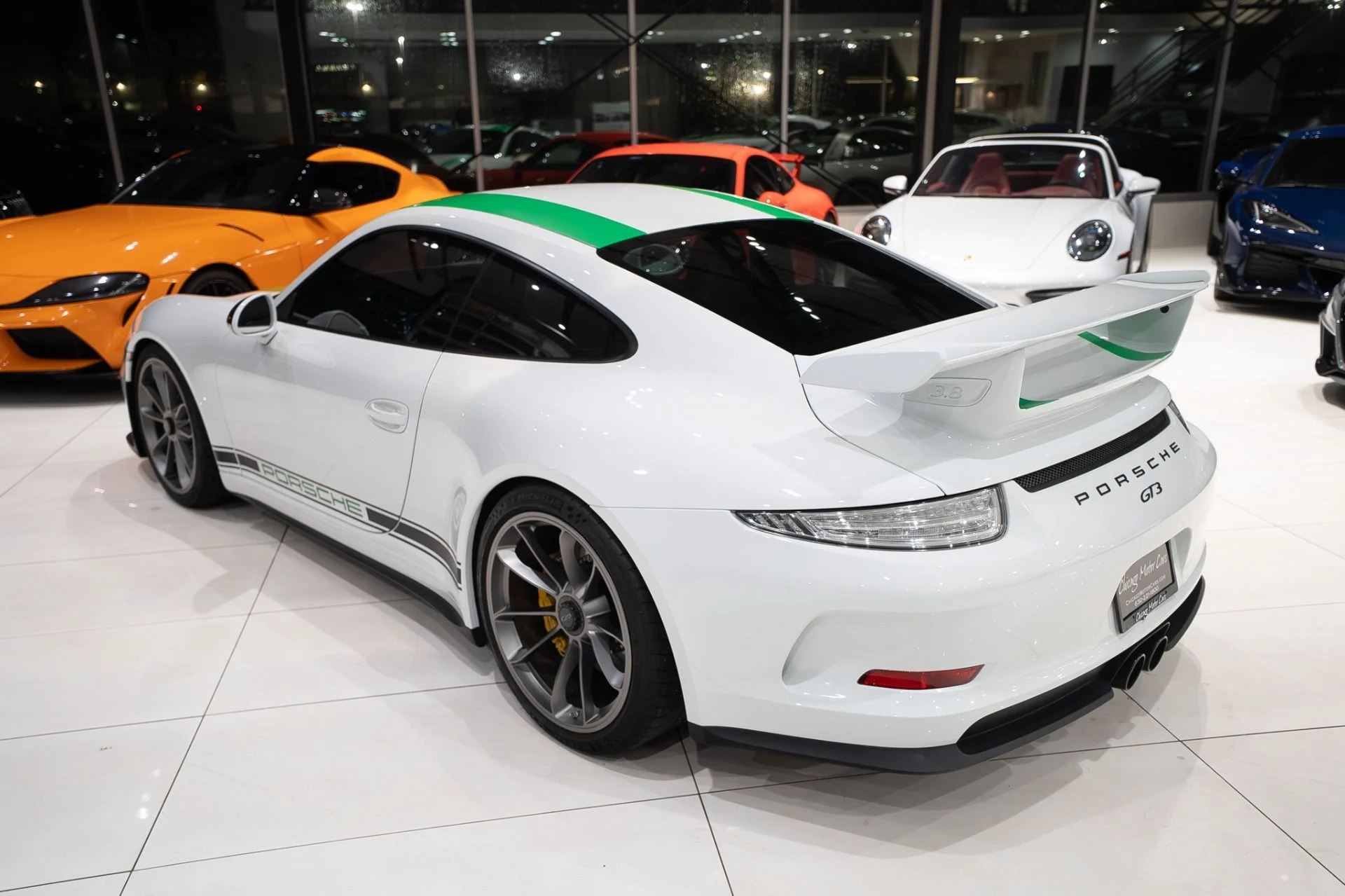 mph001_186775901_13450_p2_l_8788a35cdf