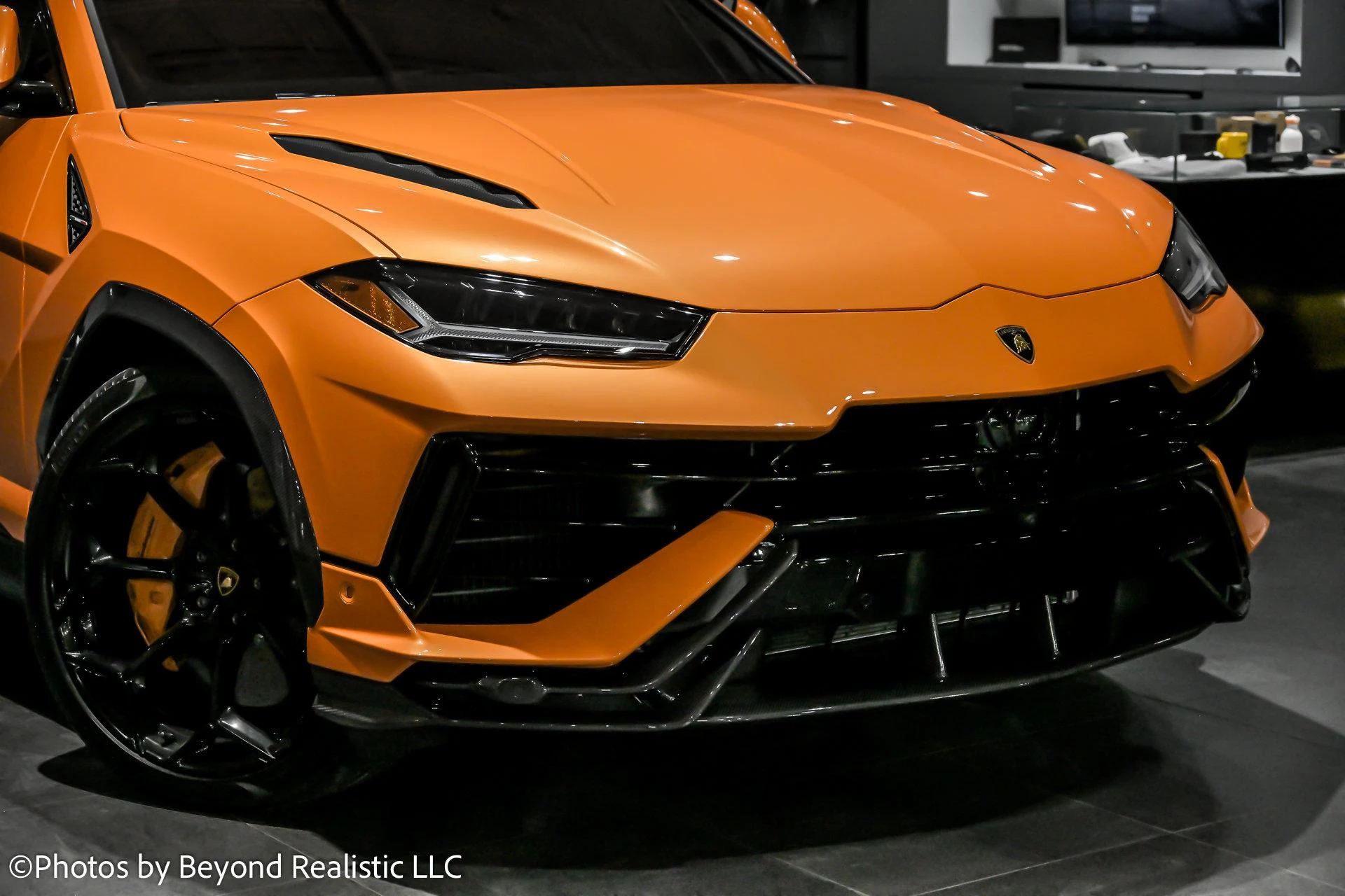 mph001_1868228890_Used_2024_Lamborghini_Urus_Performante_1765964540_e623d634de