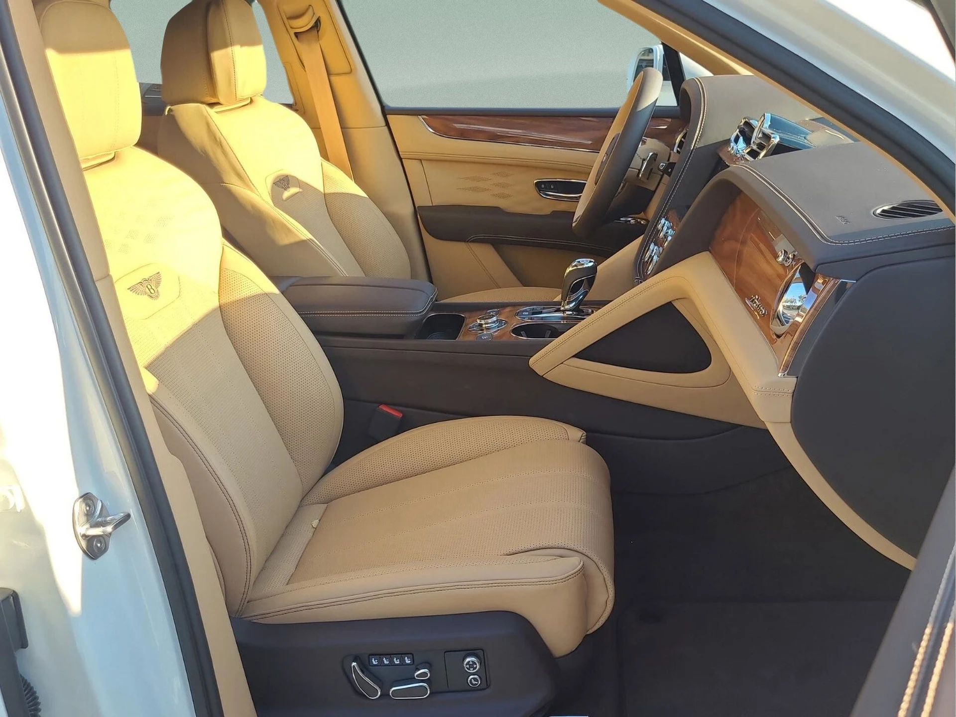 mph001_1868324349_f5f3c3c140720a9257570b832c94077ex_382ddaa979