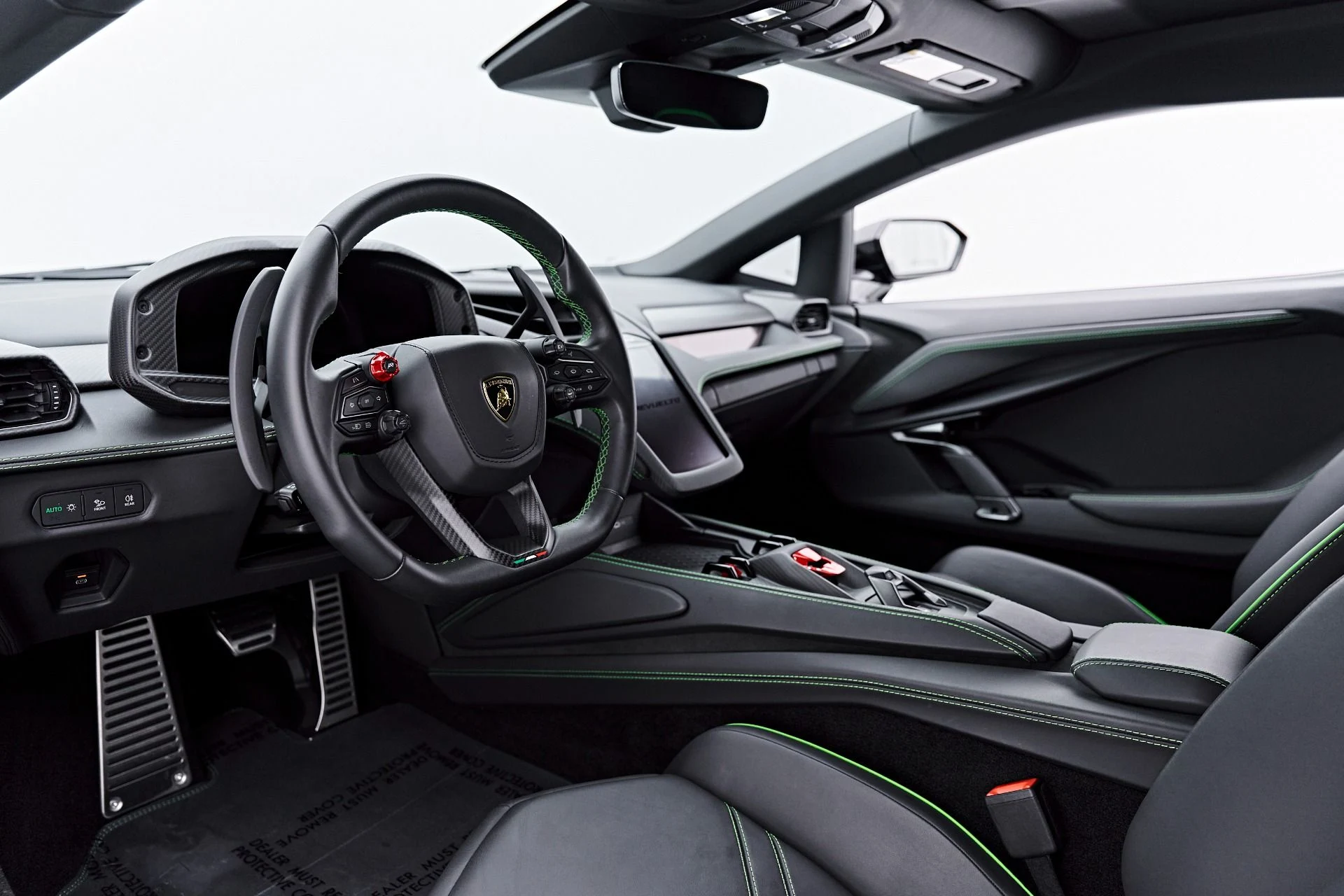 mph001_1871355175_Used_2024_Lamborghini_Revuelto_Base_1788040879_af5eac5167