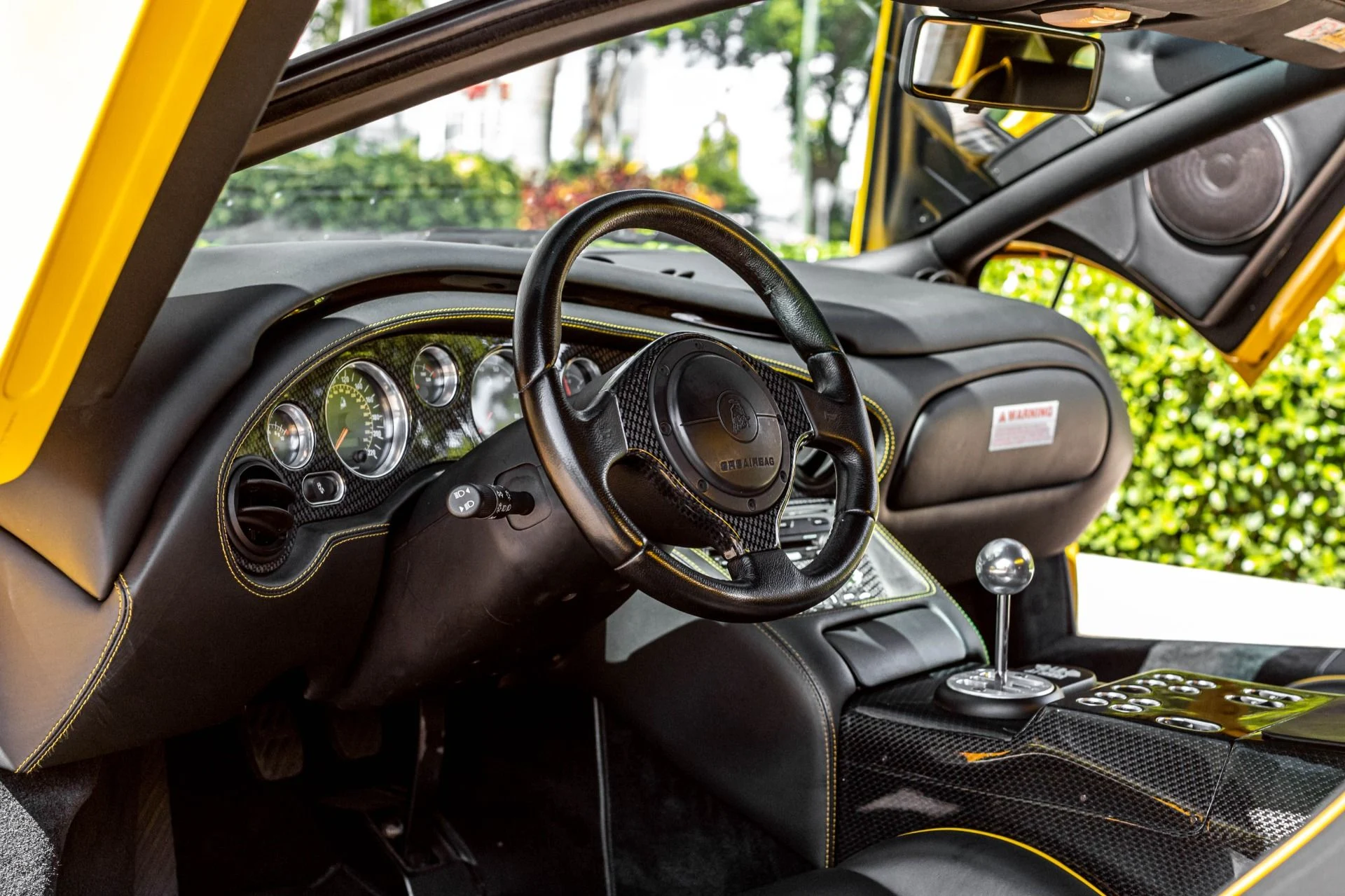 mph001_1887087732_Used_2001_Lamborghini_Diablo_VT_IMMACULATE_CONDITION_W_EXTENSIVE_CARBON_19_K_SERVICE_PERFORMED_1658444927_cd41595c46