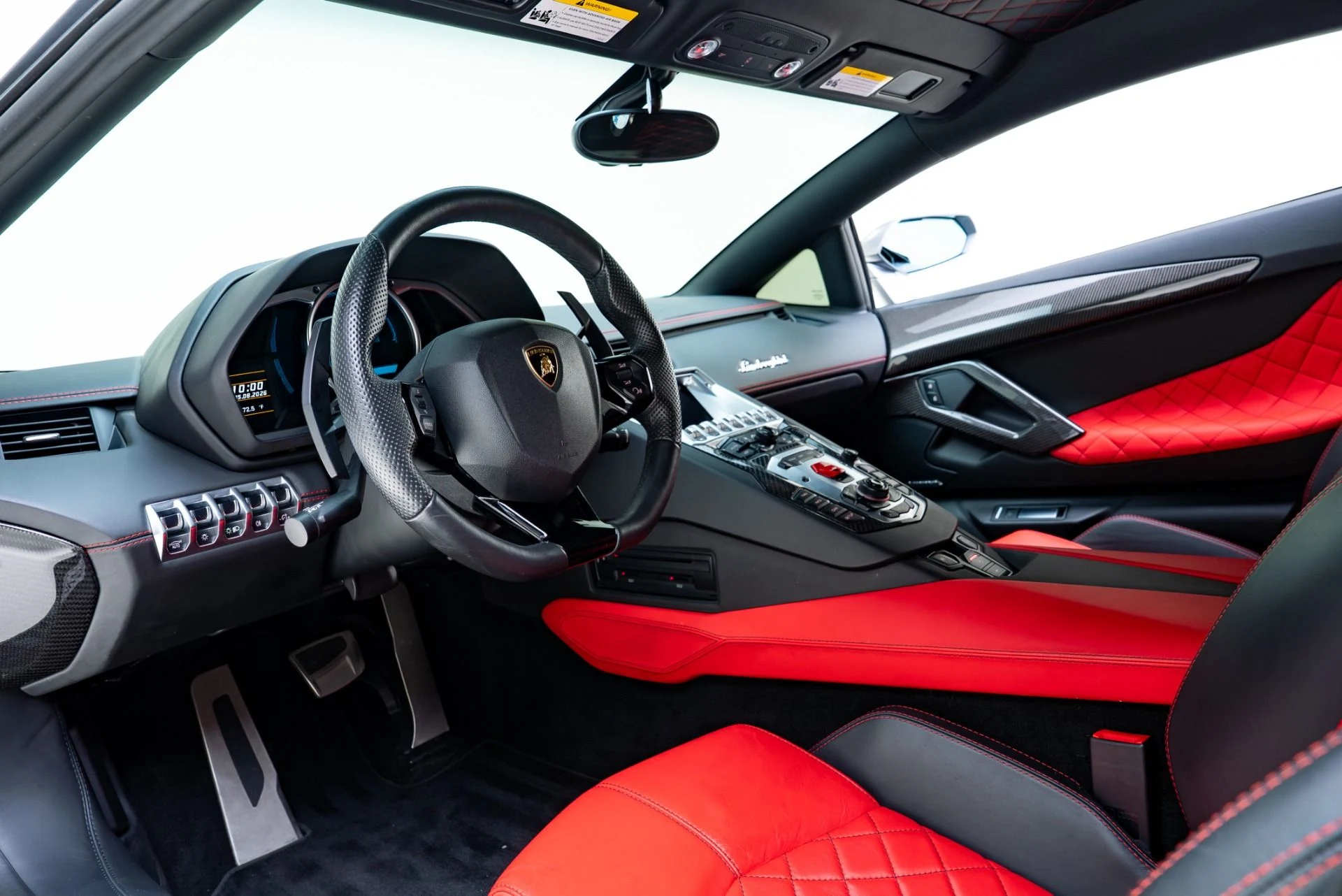 mph001_1887393707_Used_2015_Lamborghini_Aventador_LP_700_4_1778261786_58e5eafb4e