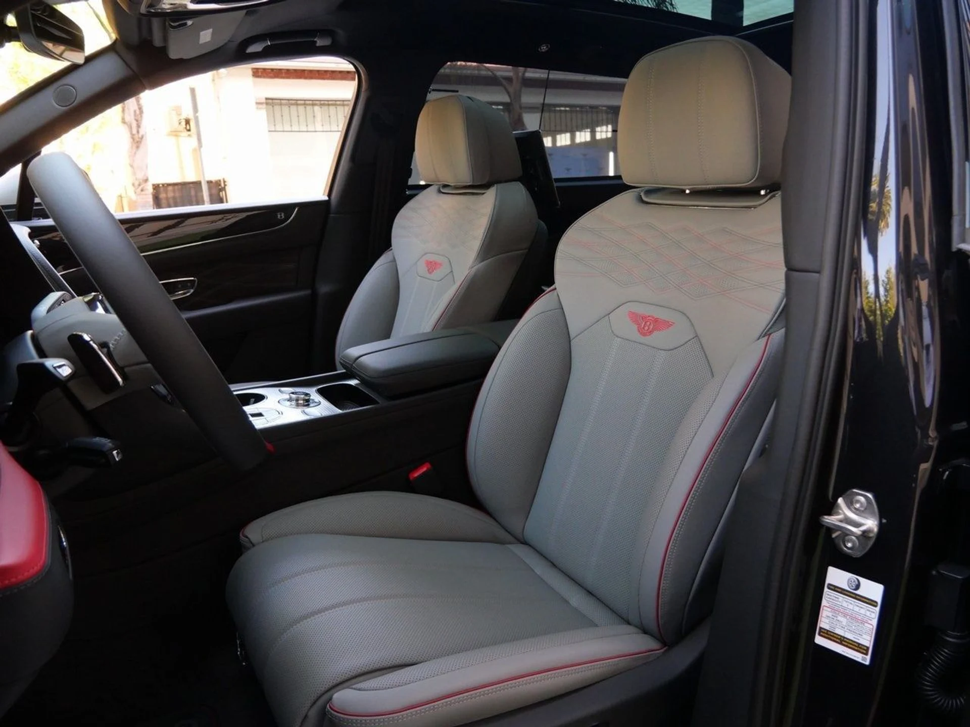 mph001_1895068198_775e7f1846a2923b1b2b09a54899ce16x_5be88c63b5