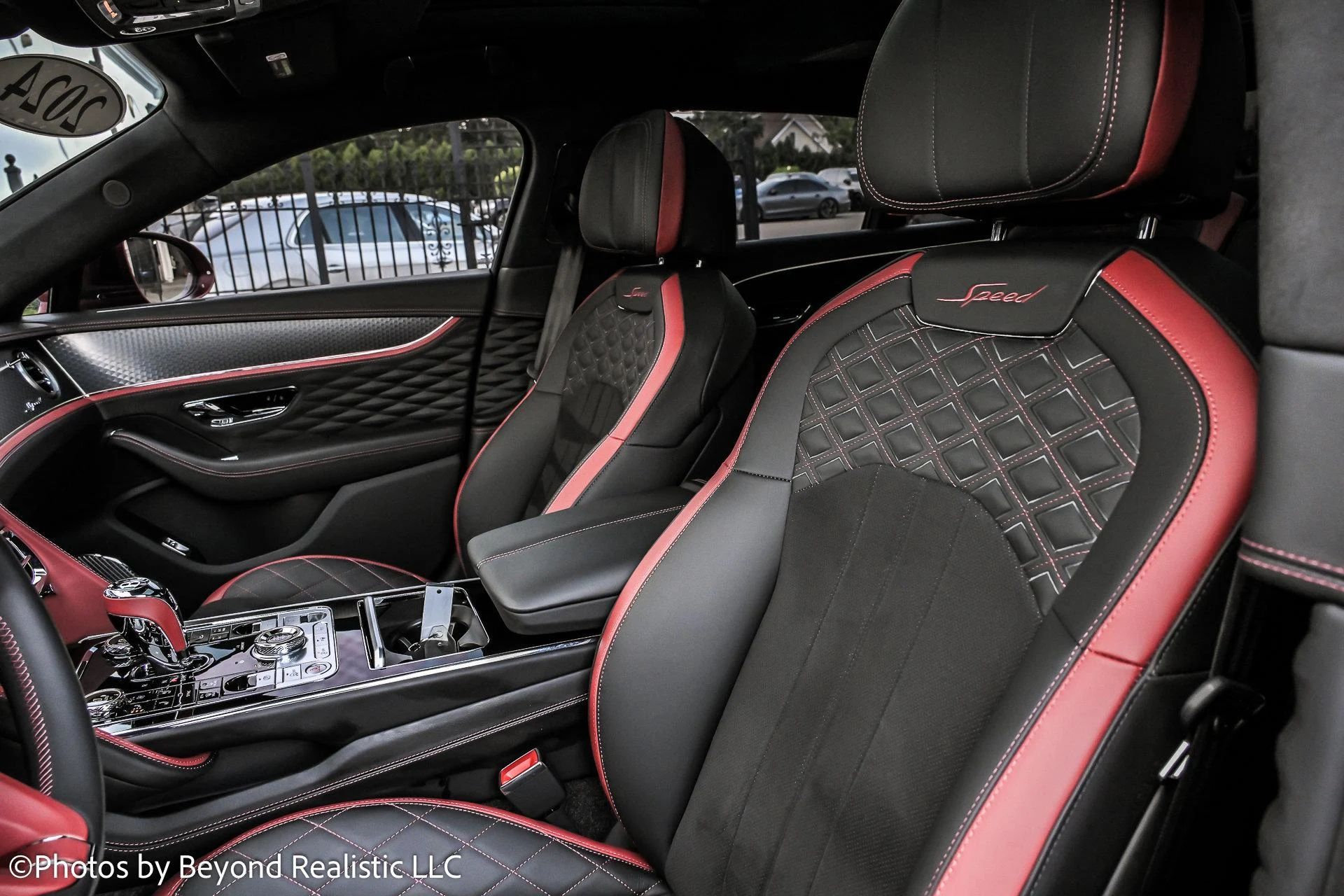 mph001_1900272851_Used_2024_Bentley_Flying_Spur_Speed_1755331502_58c5ed2751