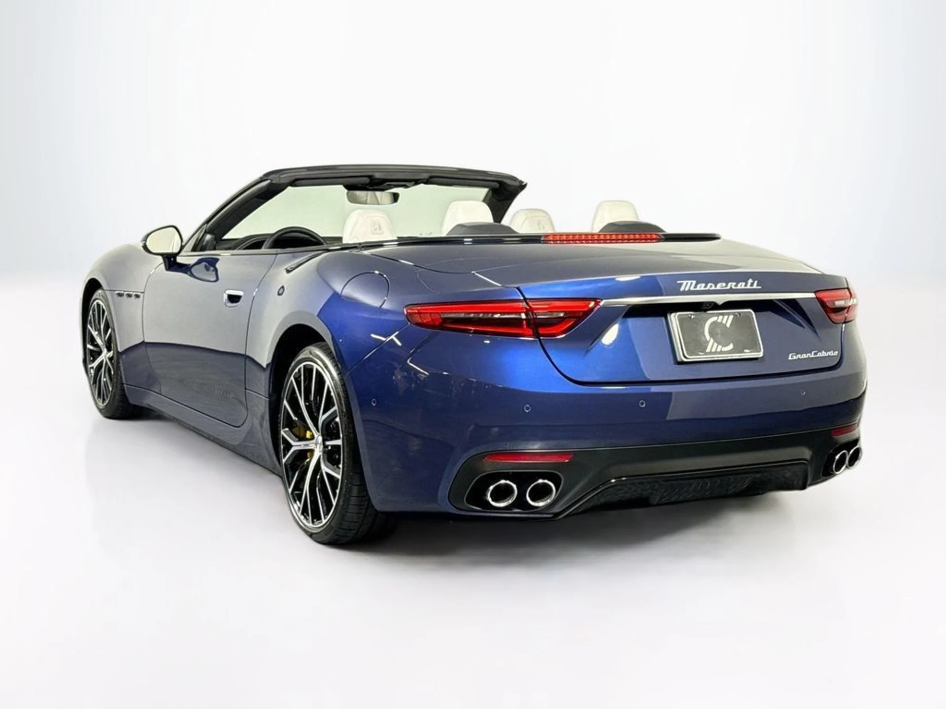 mph001_1901282637_new_2026_maserati_grancabrio_convertible_11350_23043236_3_1024_f8ae26e0a8