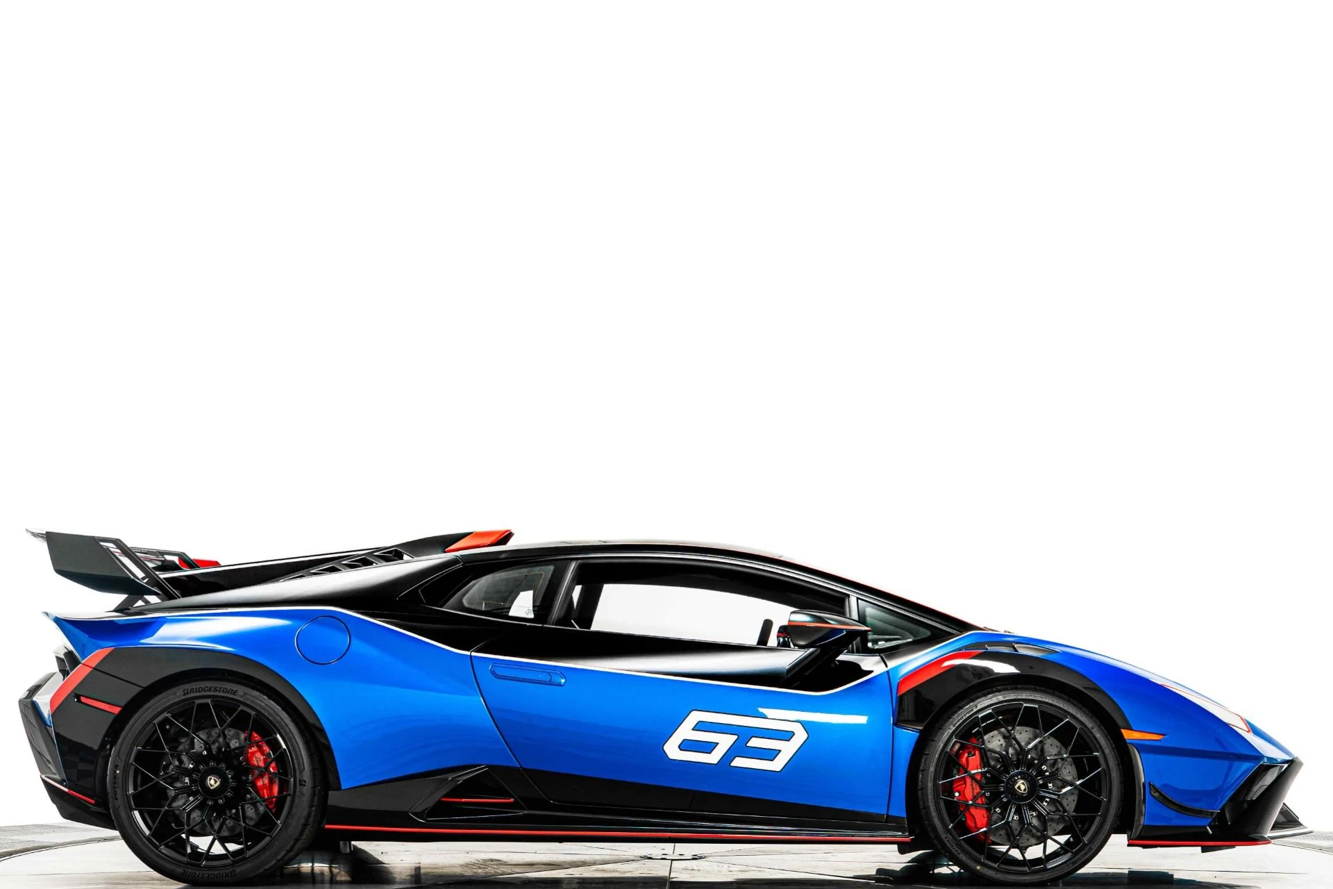 mph001_1904174378_Used_2024_Lamborghini_Huracan_STJ_1757002928_6bf5db484e