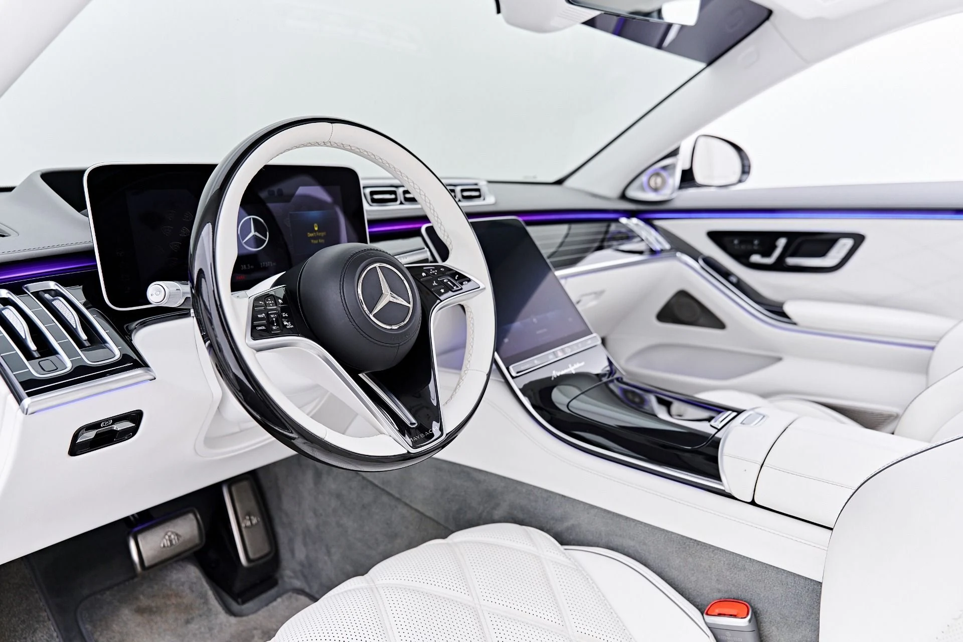 mph001_1904457582_Used_2022_Mercedes_Benz_S_Class_Maybach_S_580_1788213192_e3f5dc945d