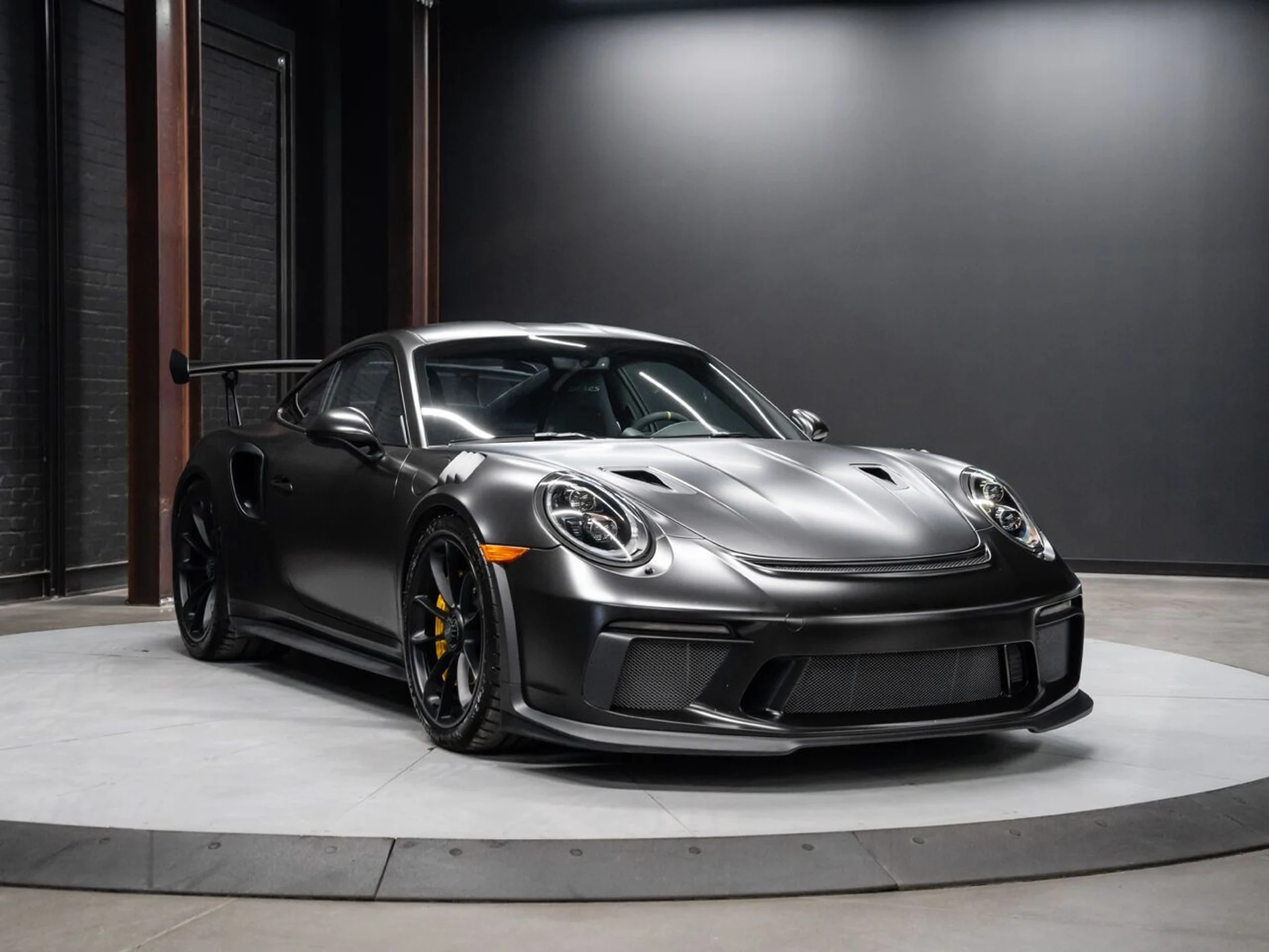 mph001_1908077577_porsche_911_2019_e0f0fa6d79