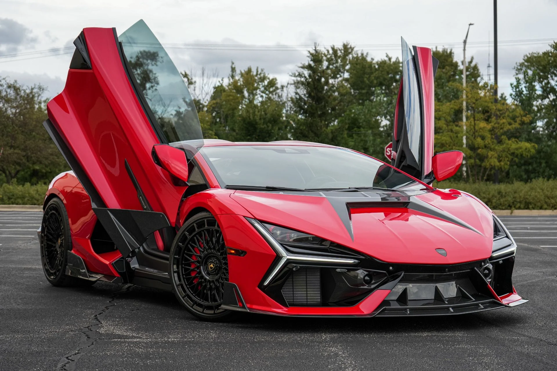 mph001_1910891974_Used_2025_Lamborghini_Revuelto_1790108001_856c903ca3