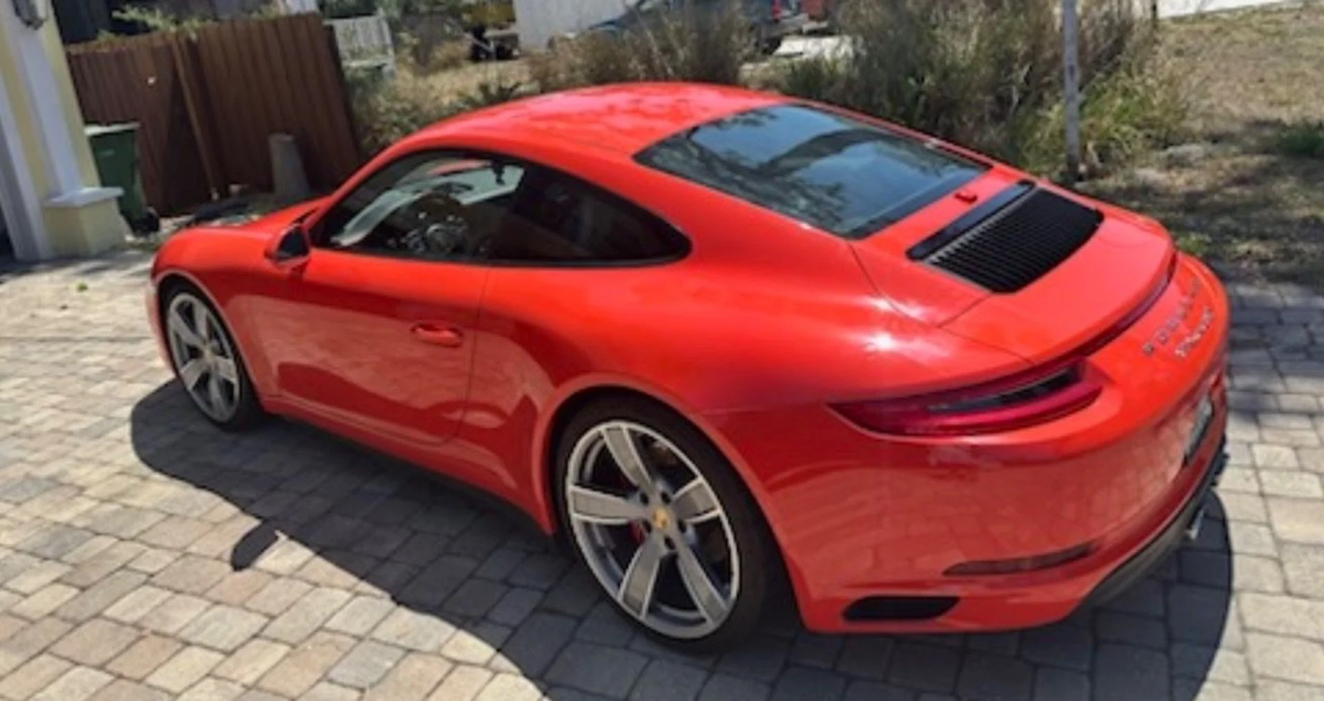 mph001_1928446833_Used_2019_Porsche_911_Carrera_4_S_1755020483_742b079328