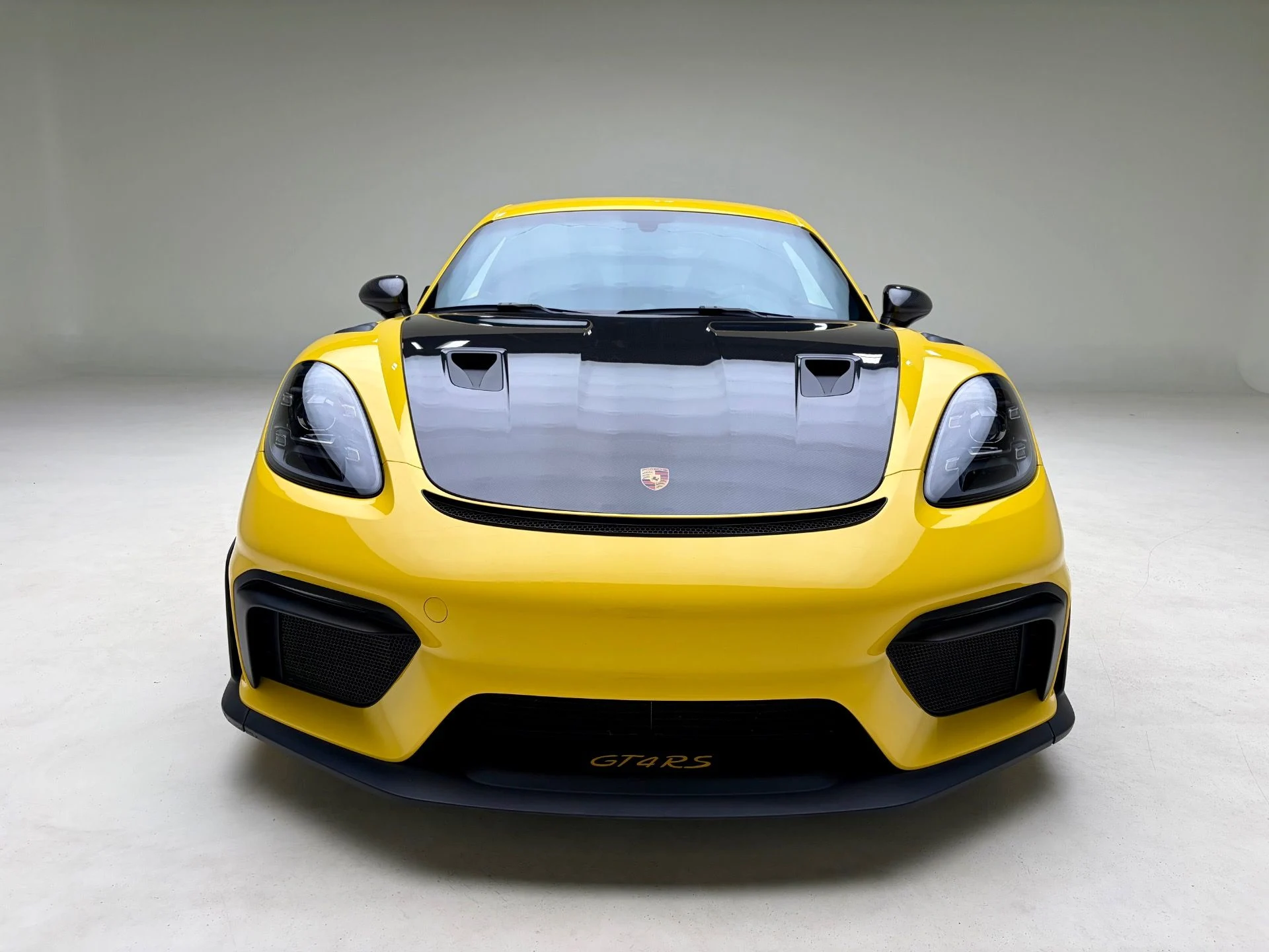mph001_1940076655_Used_2023_Porsche_718_Cayman_GT_4_RS_1777938793_b05bfb691e