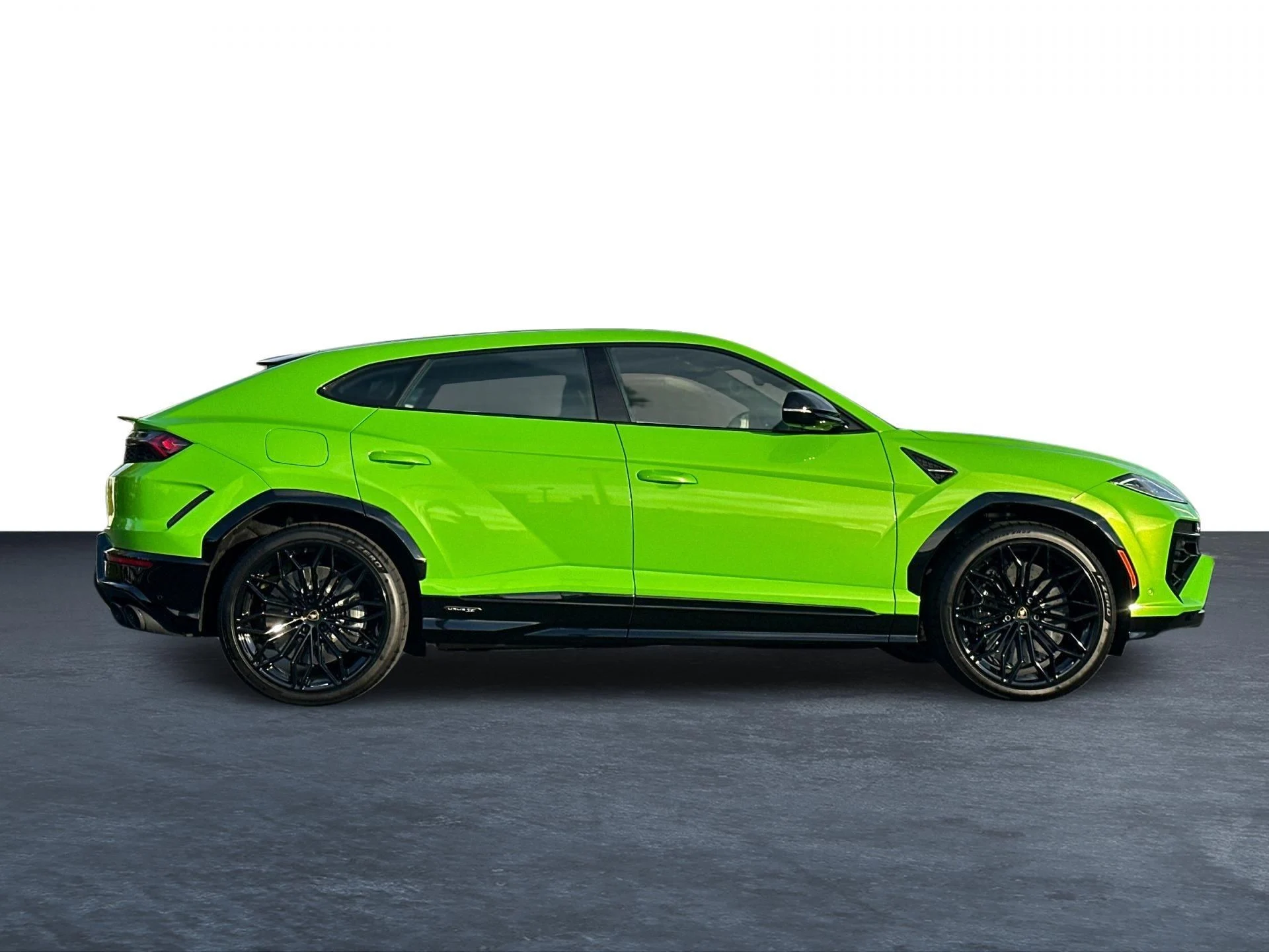mph001_1941540793_New_2025_Lamborghini_Urus_SE_1762355296_fea57addbe