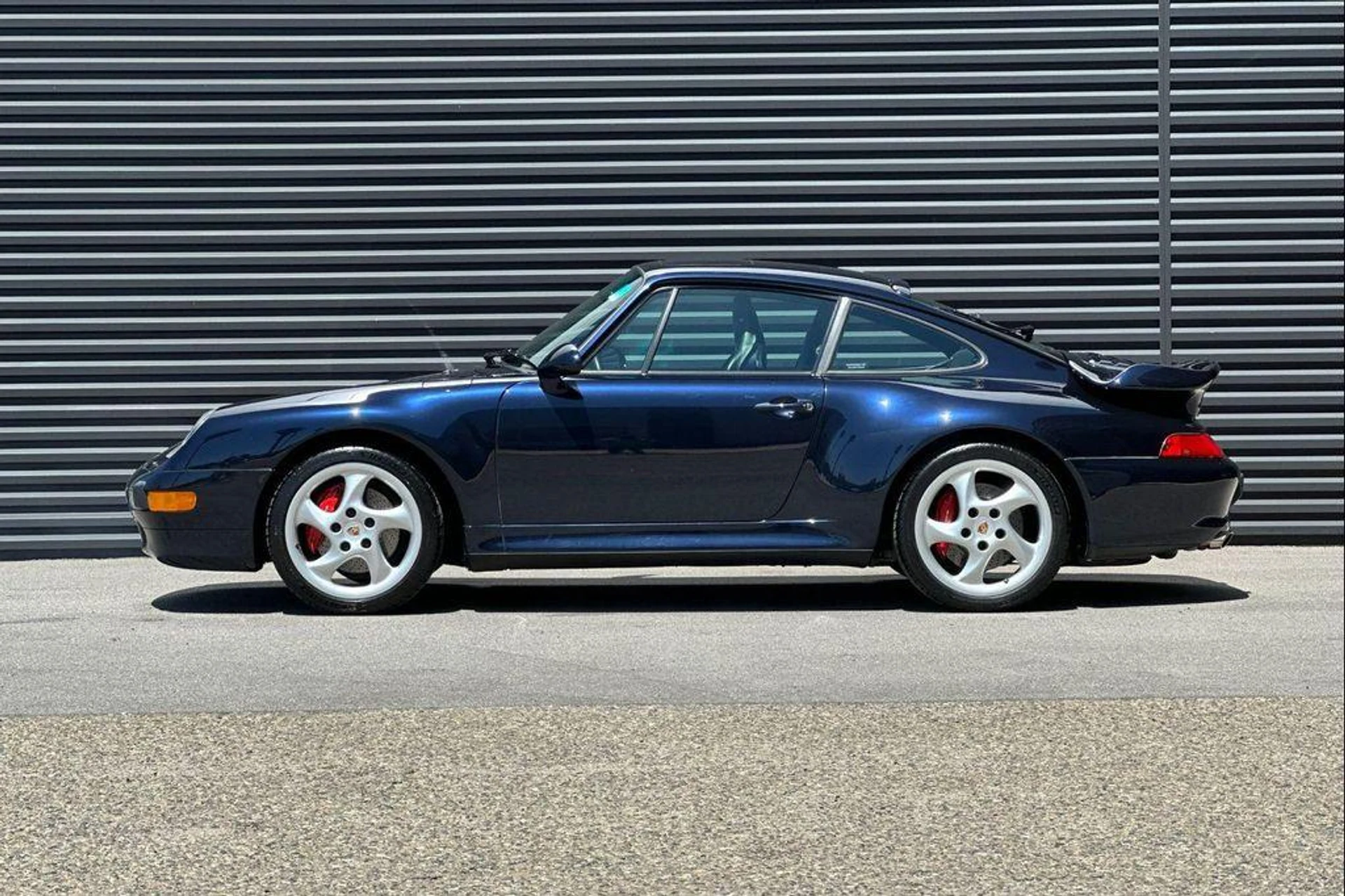 mph001_1943832175_r_D1x_VP_Tz_V_Utk_Fg_I_Va_T_Ft_GFZ_Hz_M_cf61e68d58