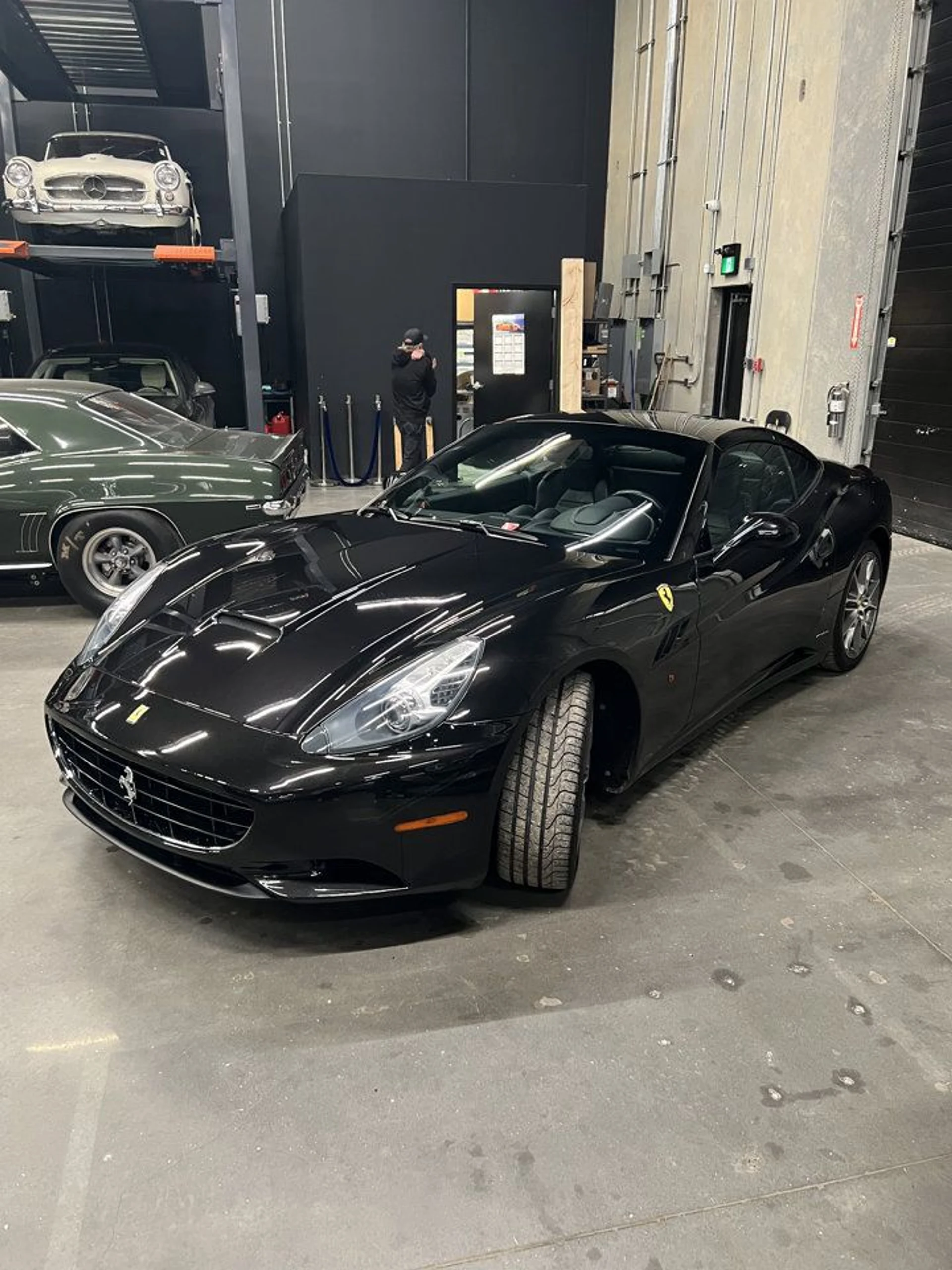 mph001_1953700385_ferrari_california_2011_14ff6caaee