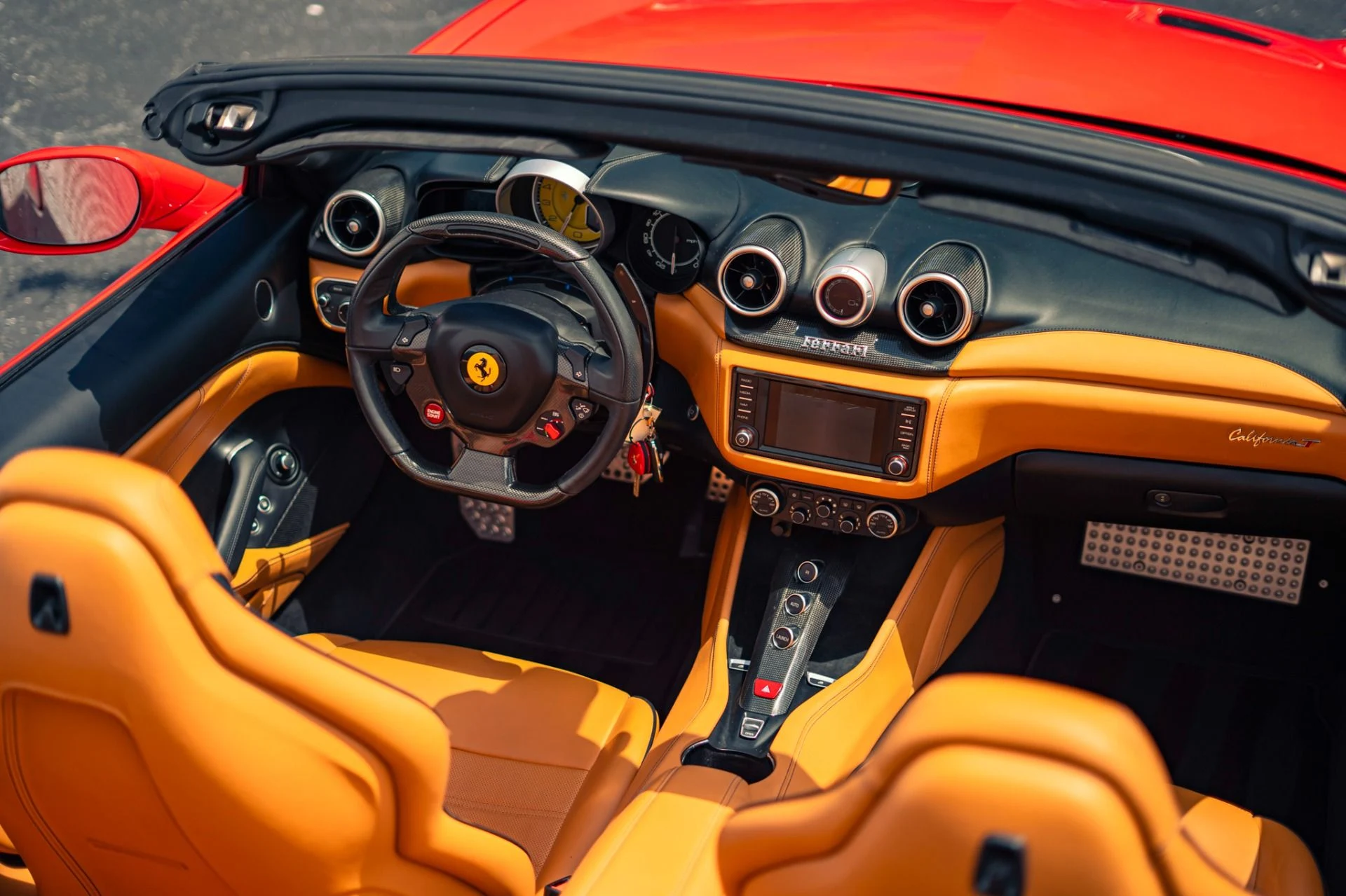 mph001_1958142310_Used_2016_Ferrari_California_T_1777481400_12322d0a06