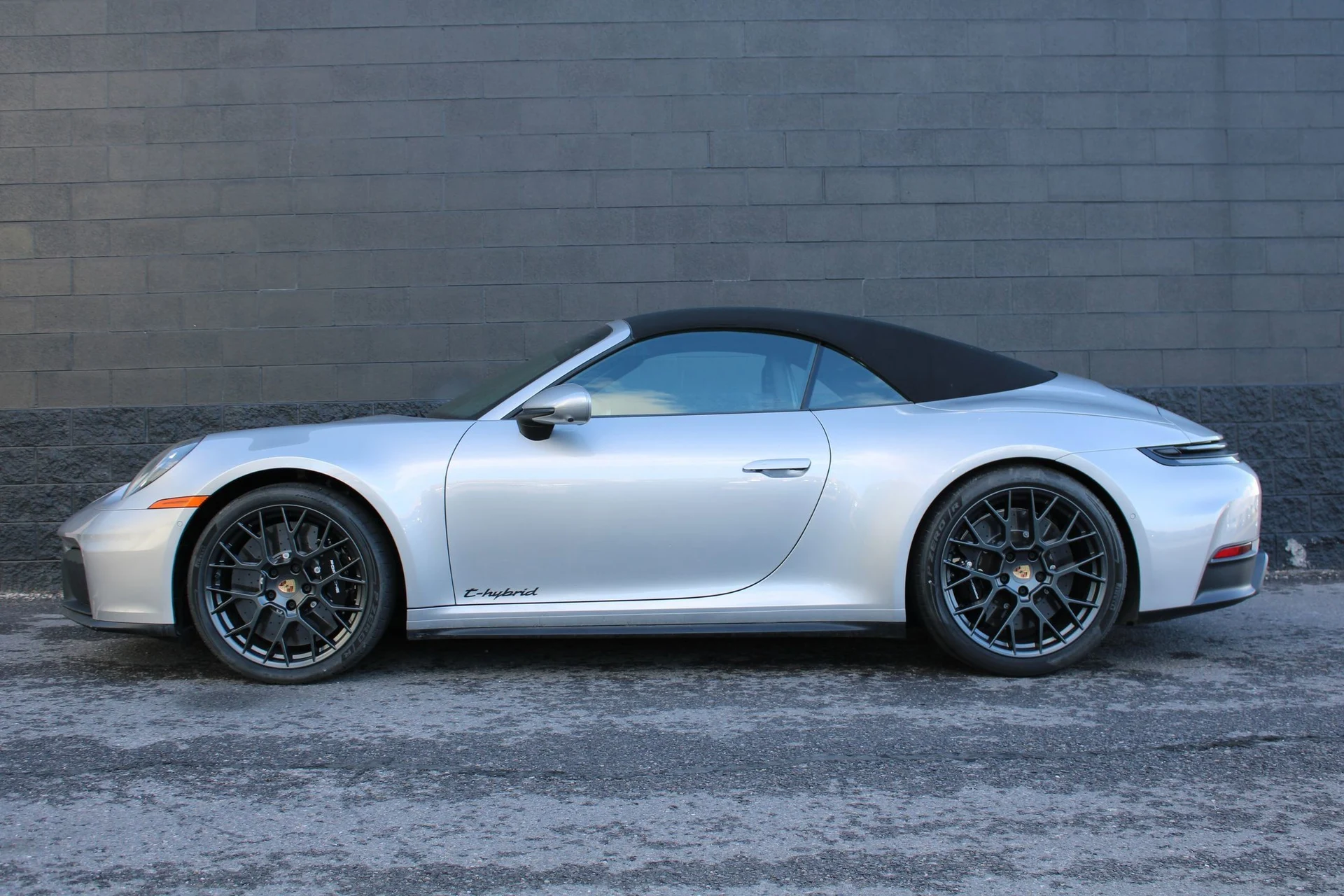 mph001_1961262127_988080016fee0b47bf36bc42564d3052_720051a104