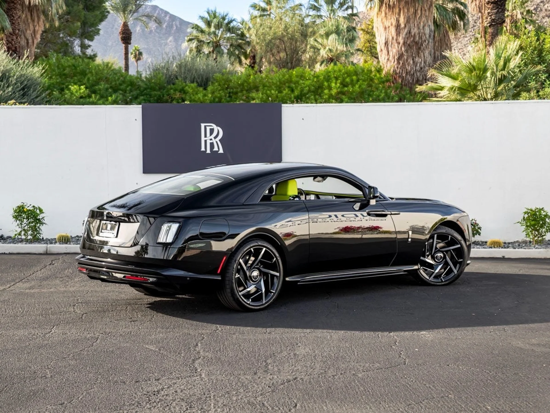 mph001_1965024157_2_5f1cff2d3d