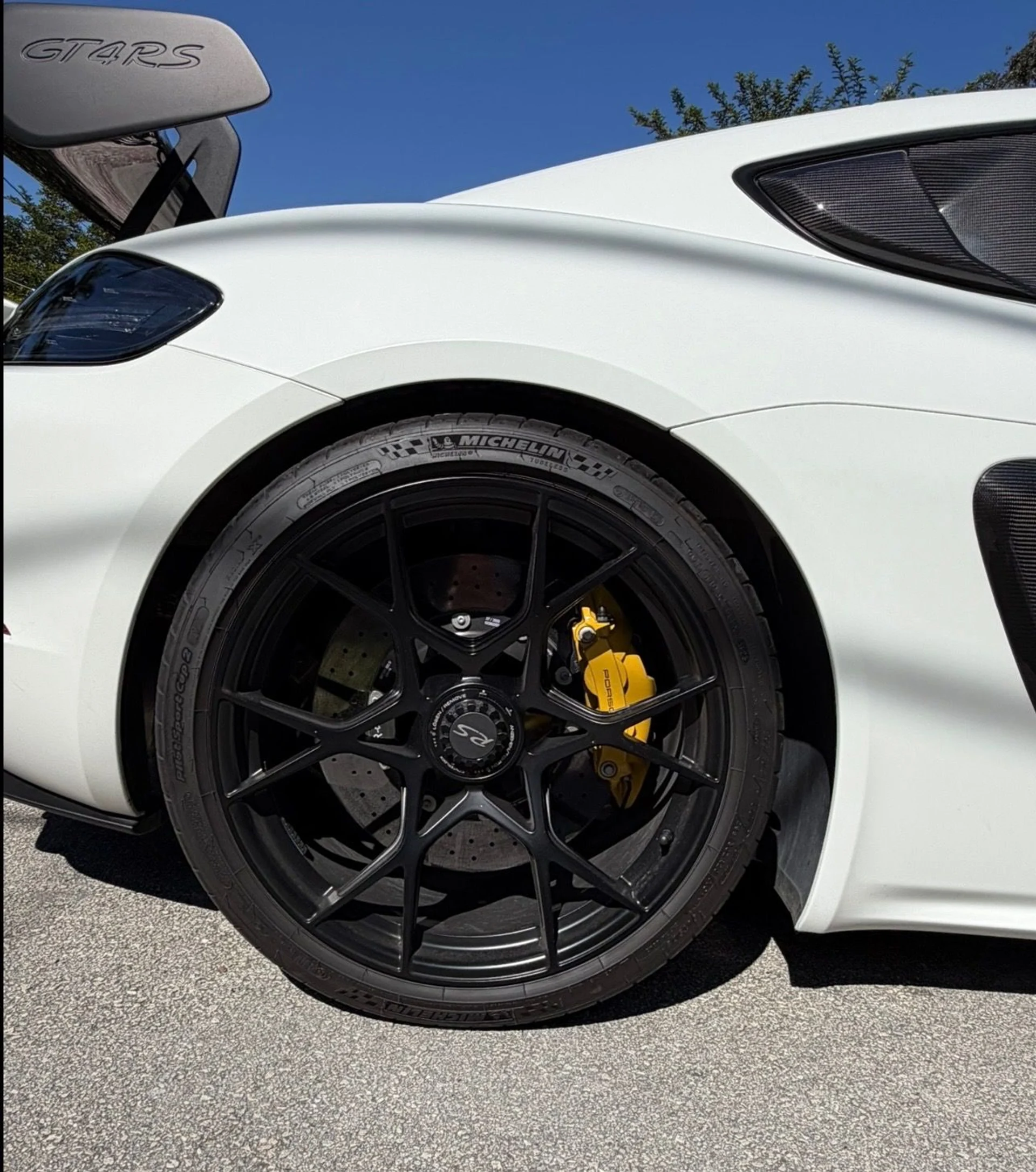 mph001_1967352192_Used_2024_Porsche_718_Cayman_GT_4_RS_1770065009_1633203a93