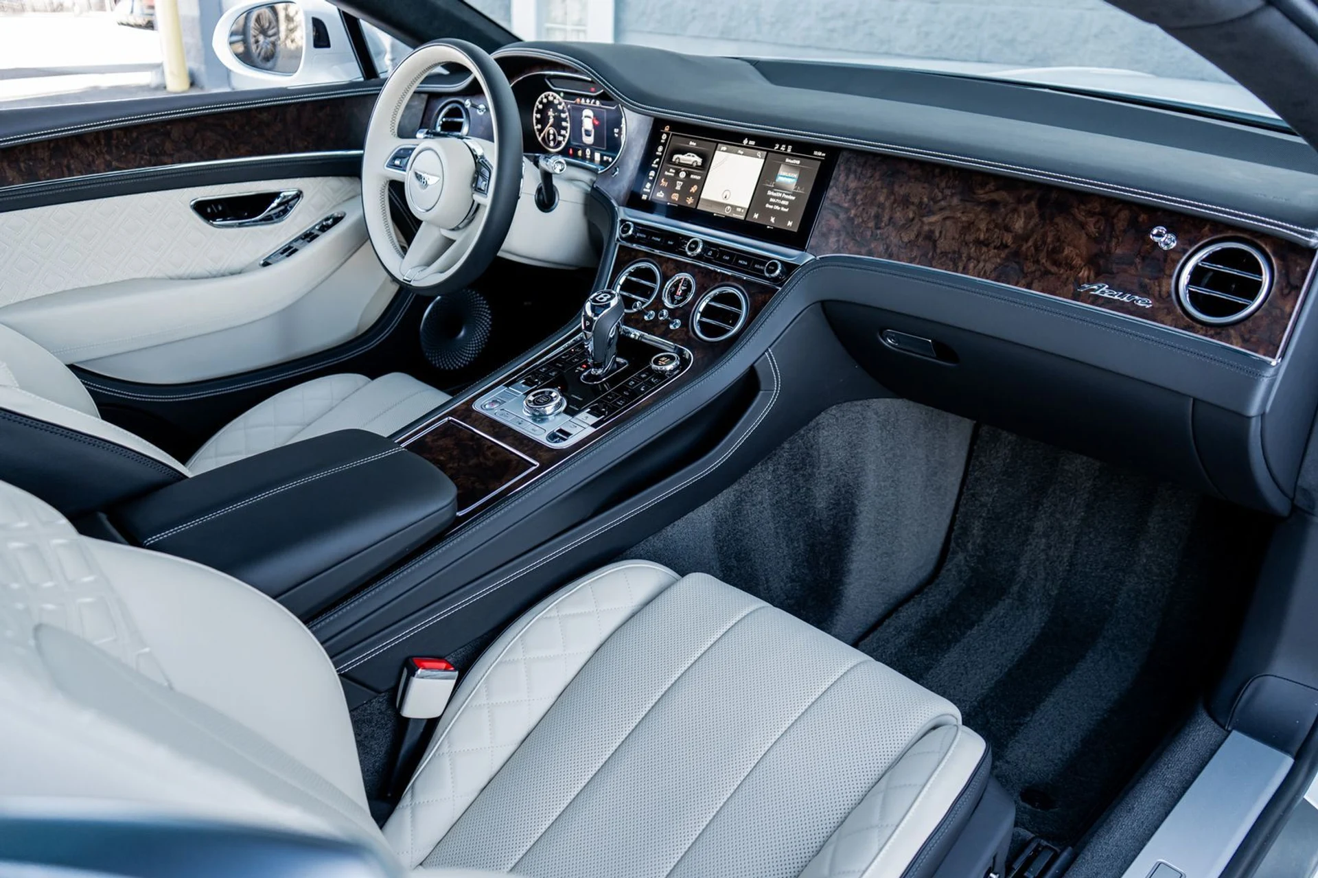 mph001_1967474136_0d851cd8_5b8d_4f86_8cf9_bd84591b22d6_0141f660f4