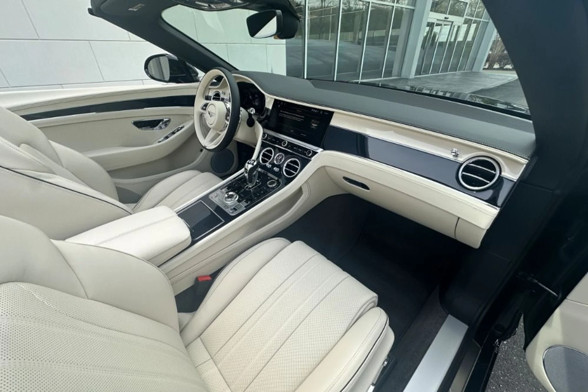 mph001_1975851073_New_2026_Bentley_Continental_GT_1777983535_3bc7baa3a4