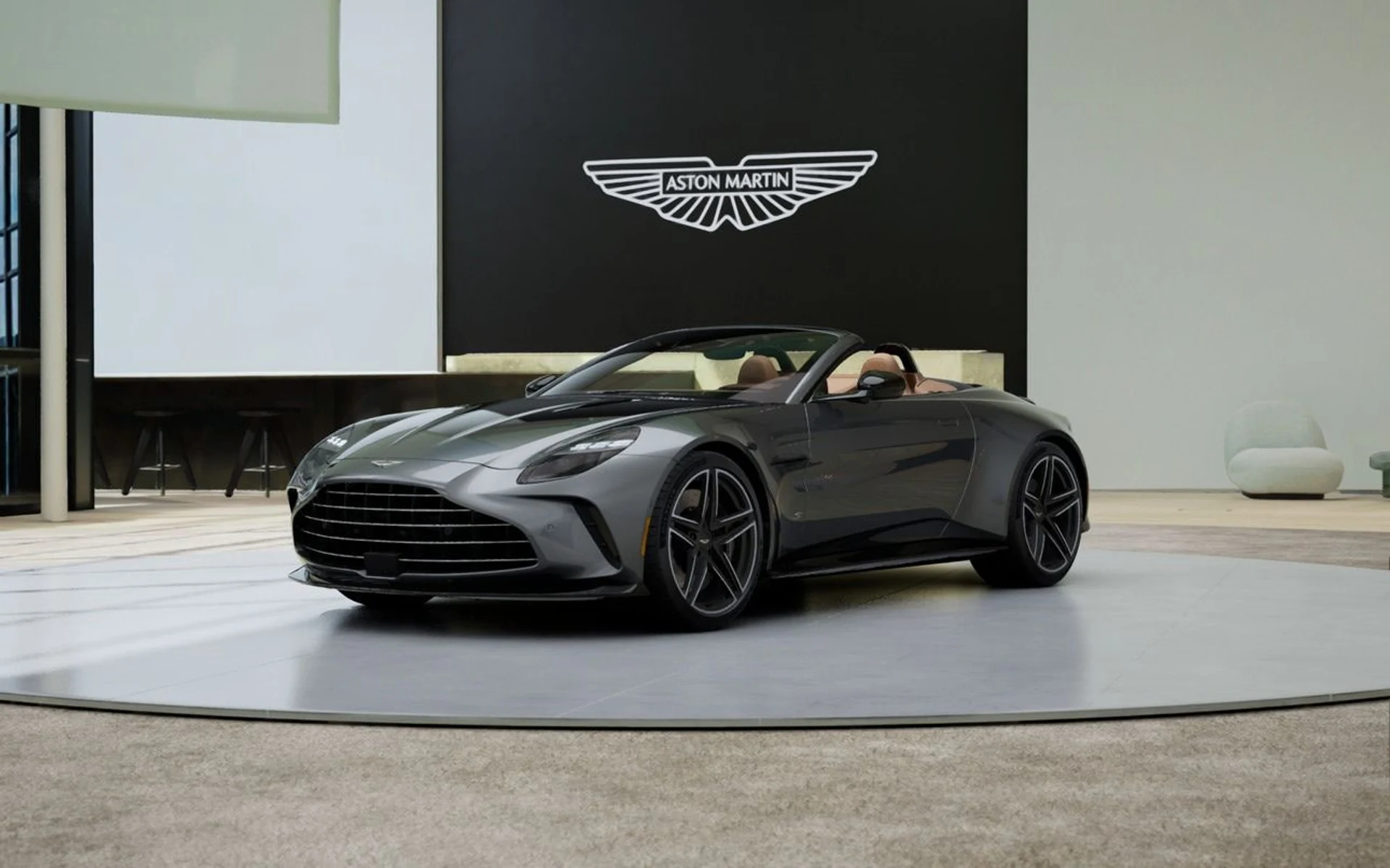 mph001_1978582061_New_2027_Aston_Martin_Vantage_S_Roadster_fc4fb44399